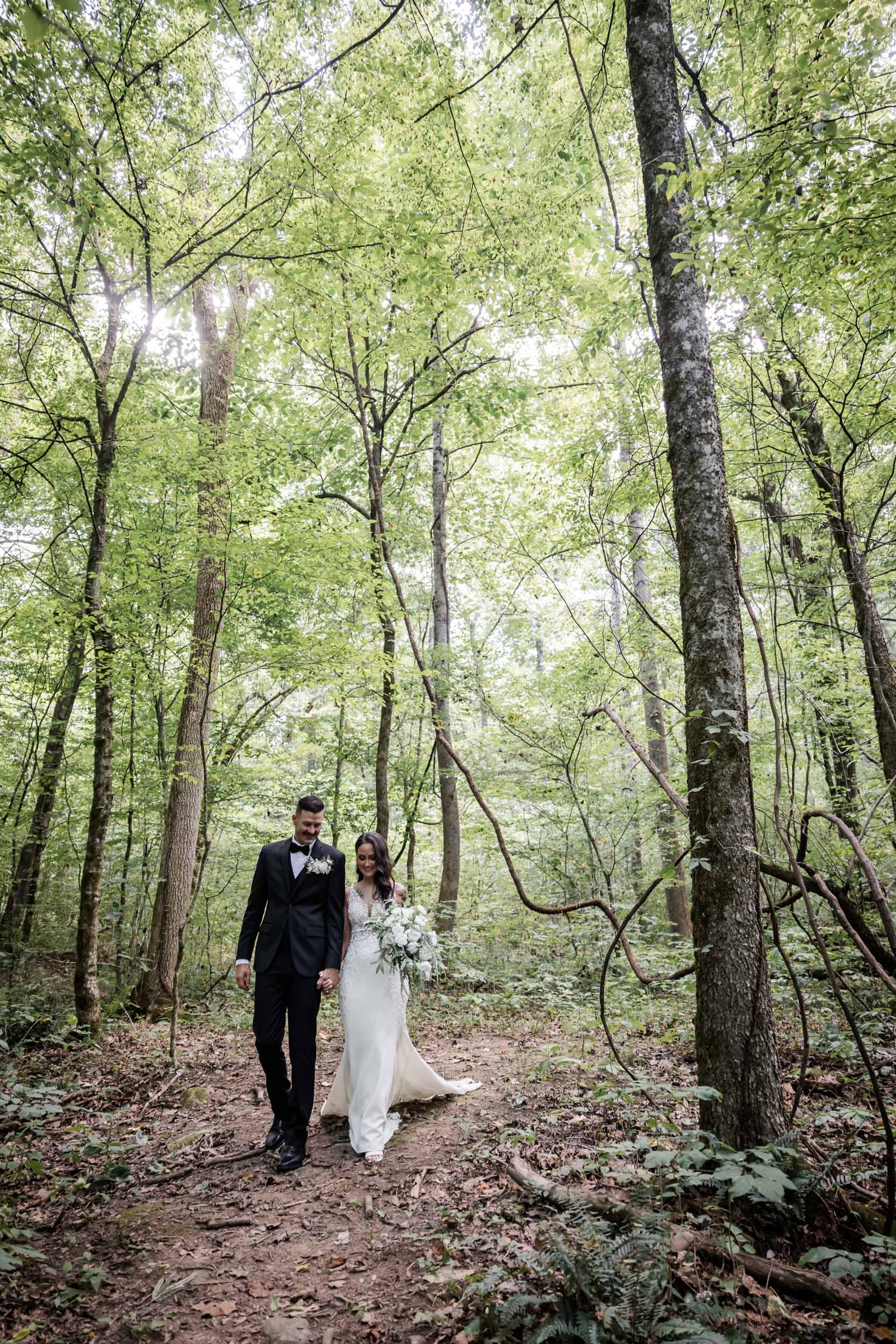 Woodsy East Tennessee Elopement 