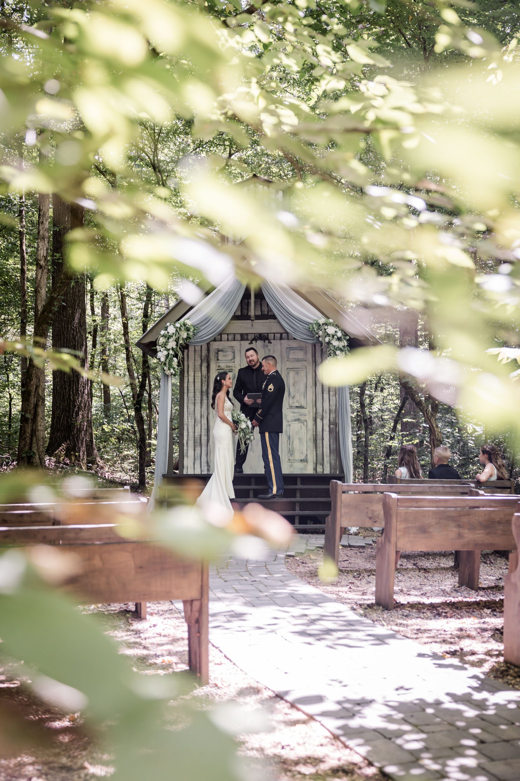 Woodsy East Tennessee Elopement 