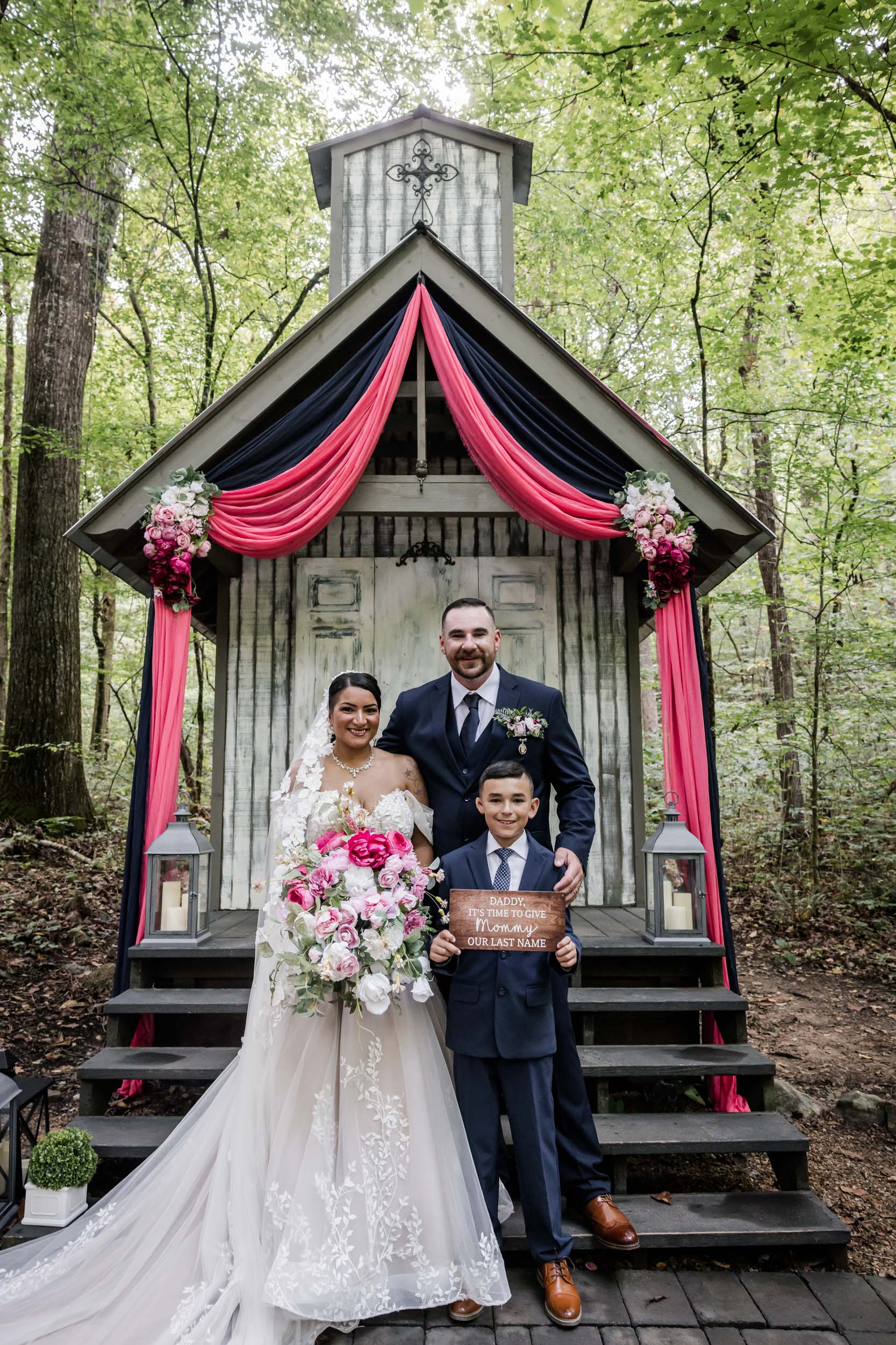 Pink and Navy Wedding 