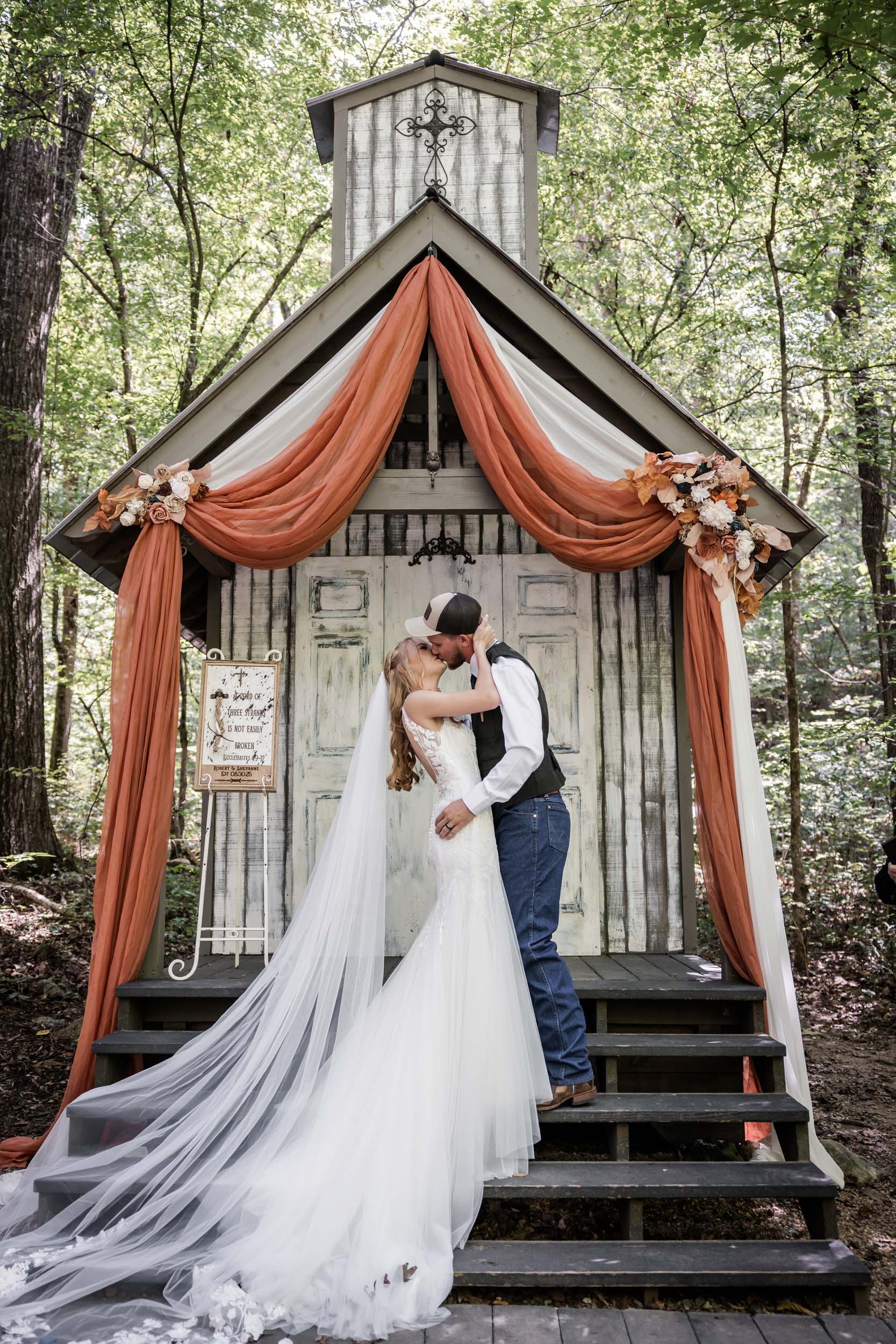 First Kiss Photo Ideas