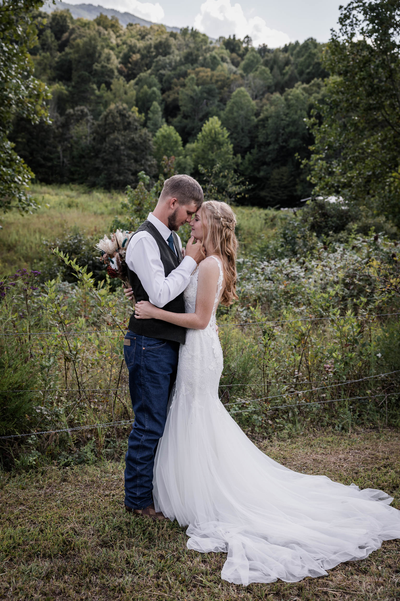 Simple Country Wedding 