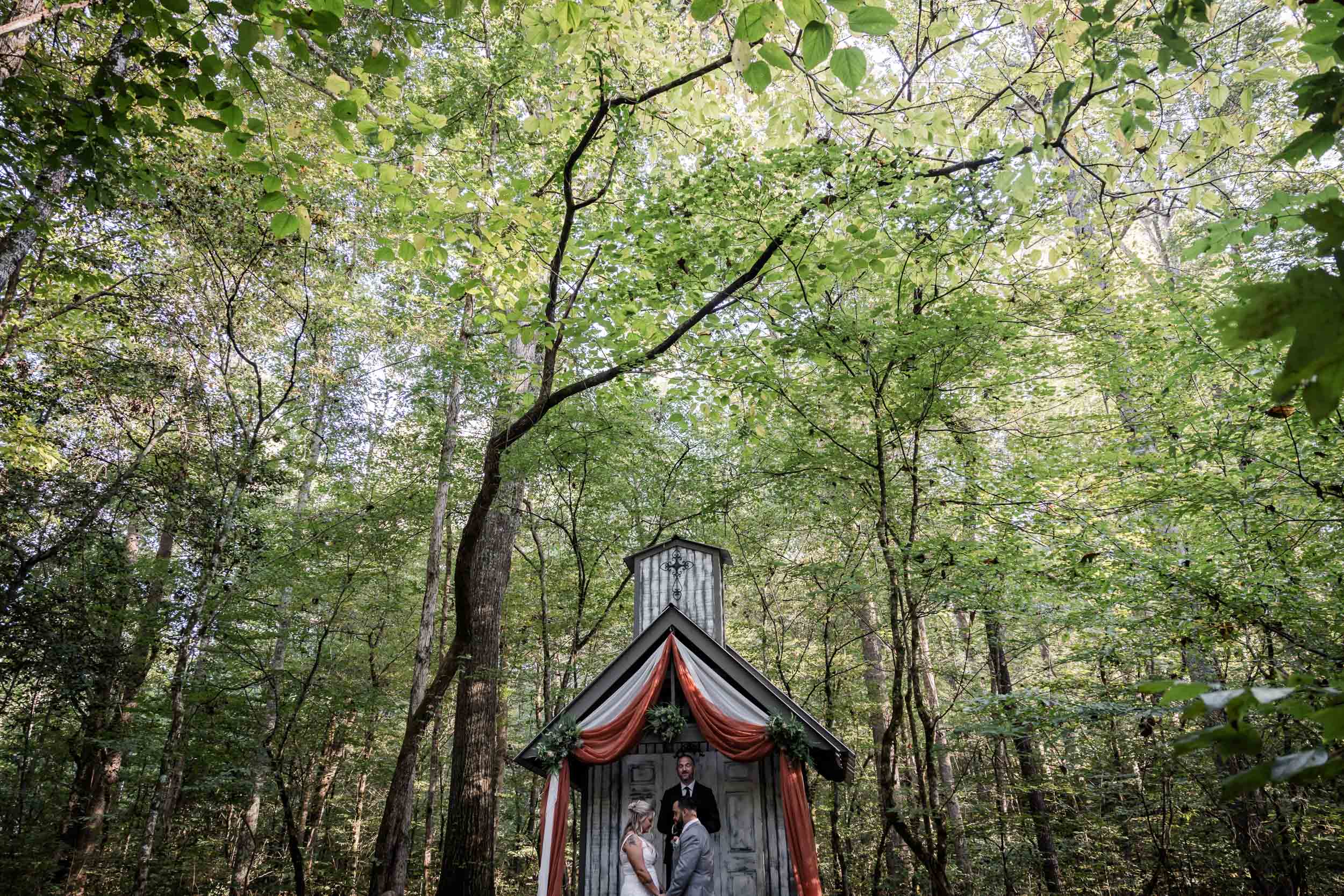 Smoky Mountain Wedding Chapel 