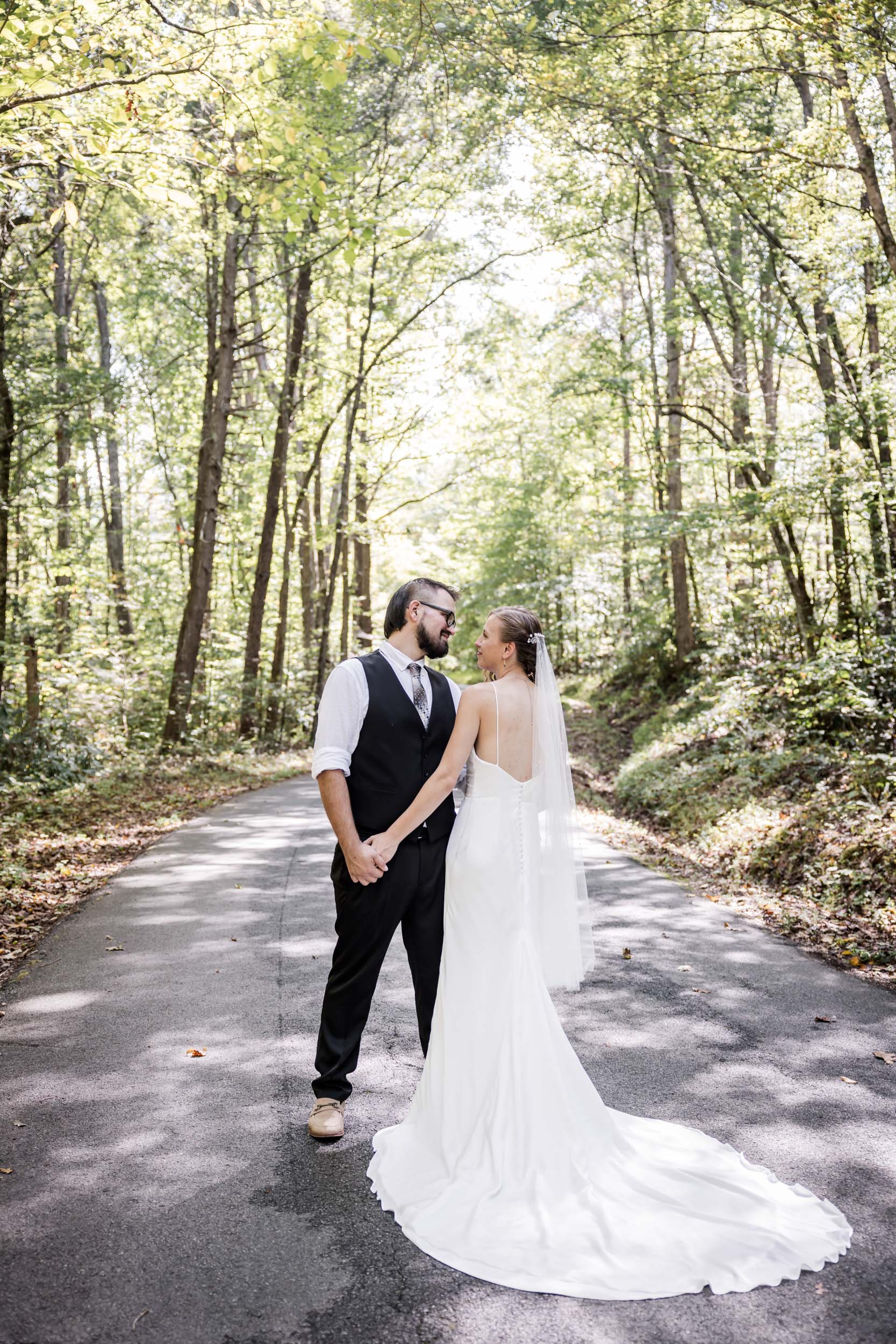 East Tennessee Wedding Photographer