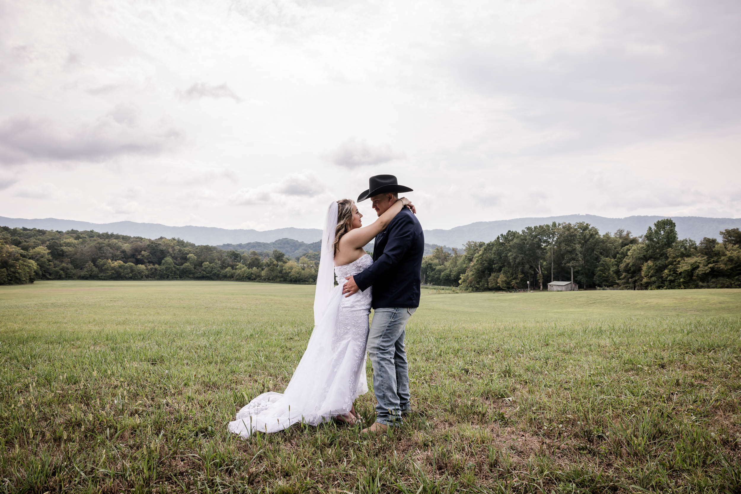 East Tennessee Wedding Photography