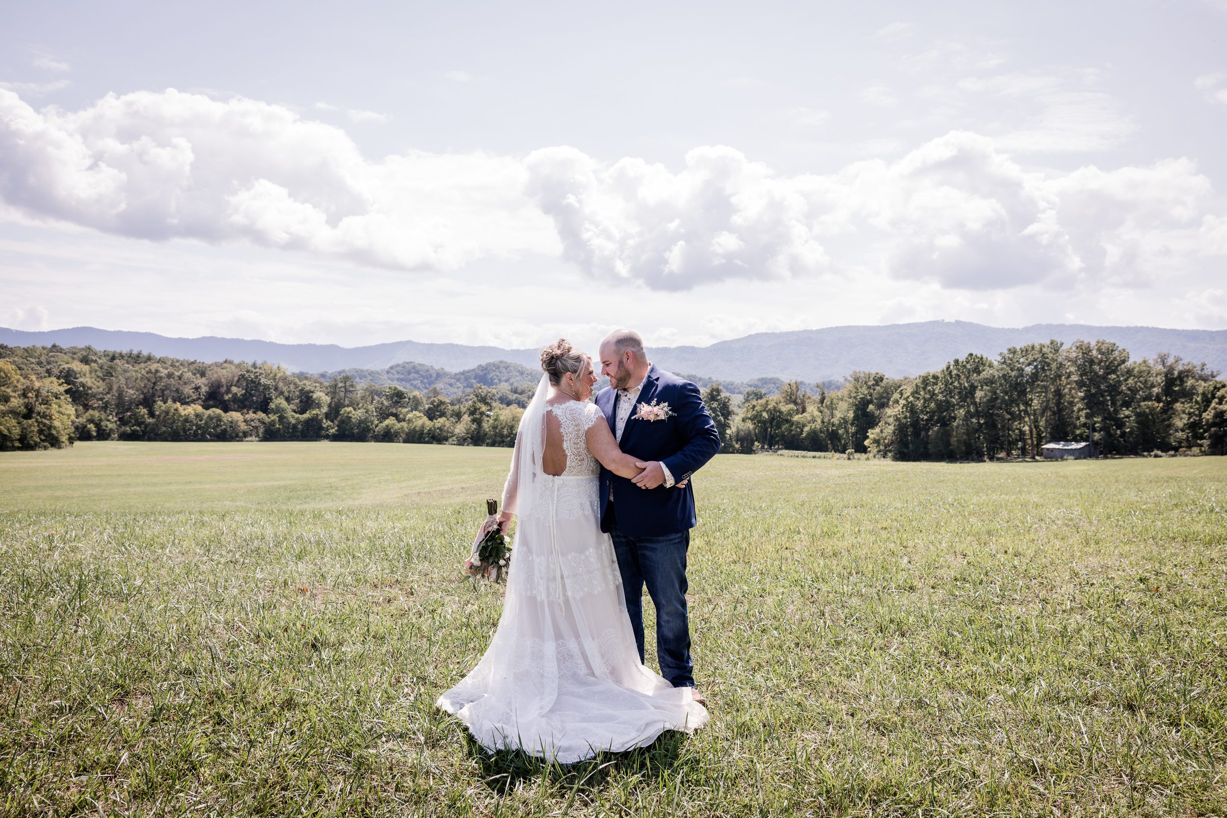 East Tennessee Wedding Photography 