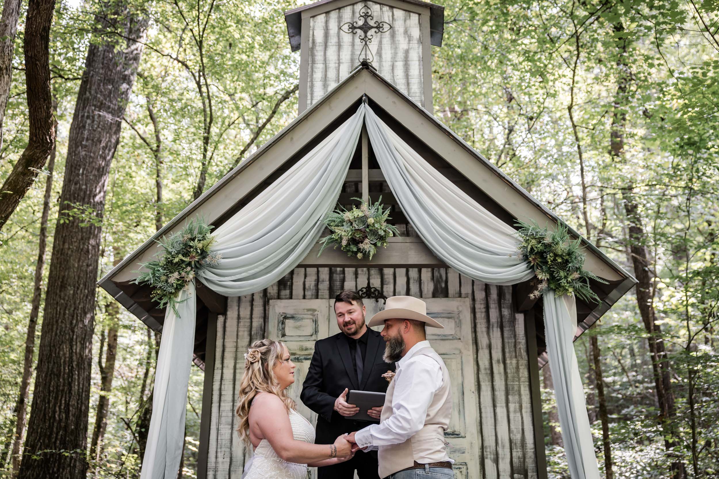 Smoky Mountain Wedding Photographer