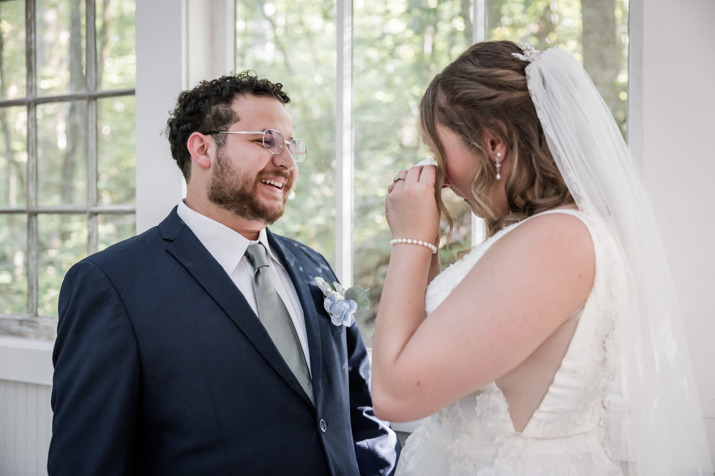 First Look Photo Ideas 