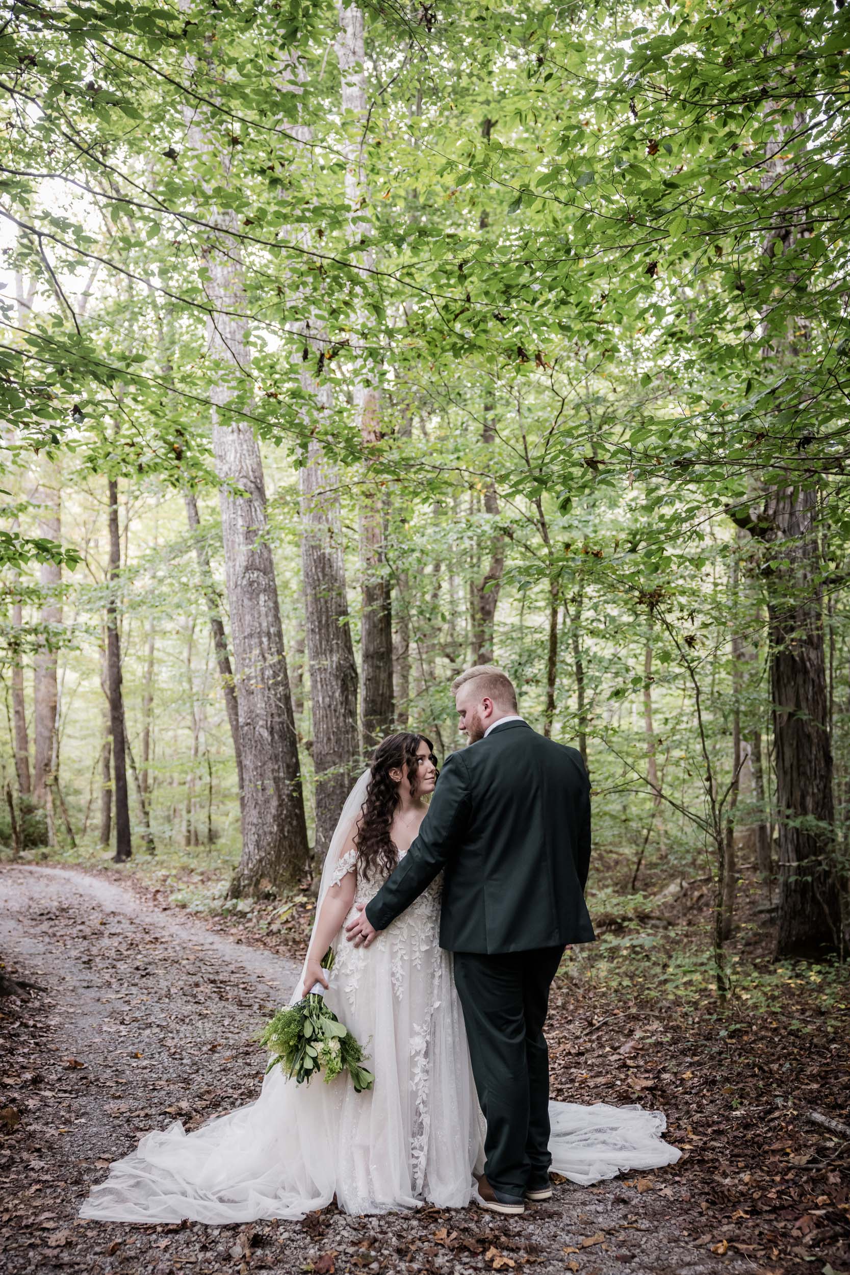 East Tennessee Bride and Groom 