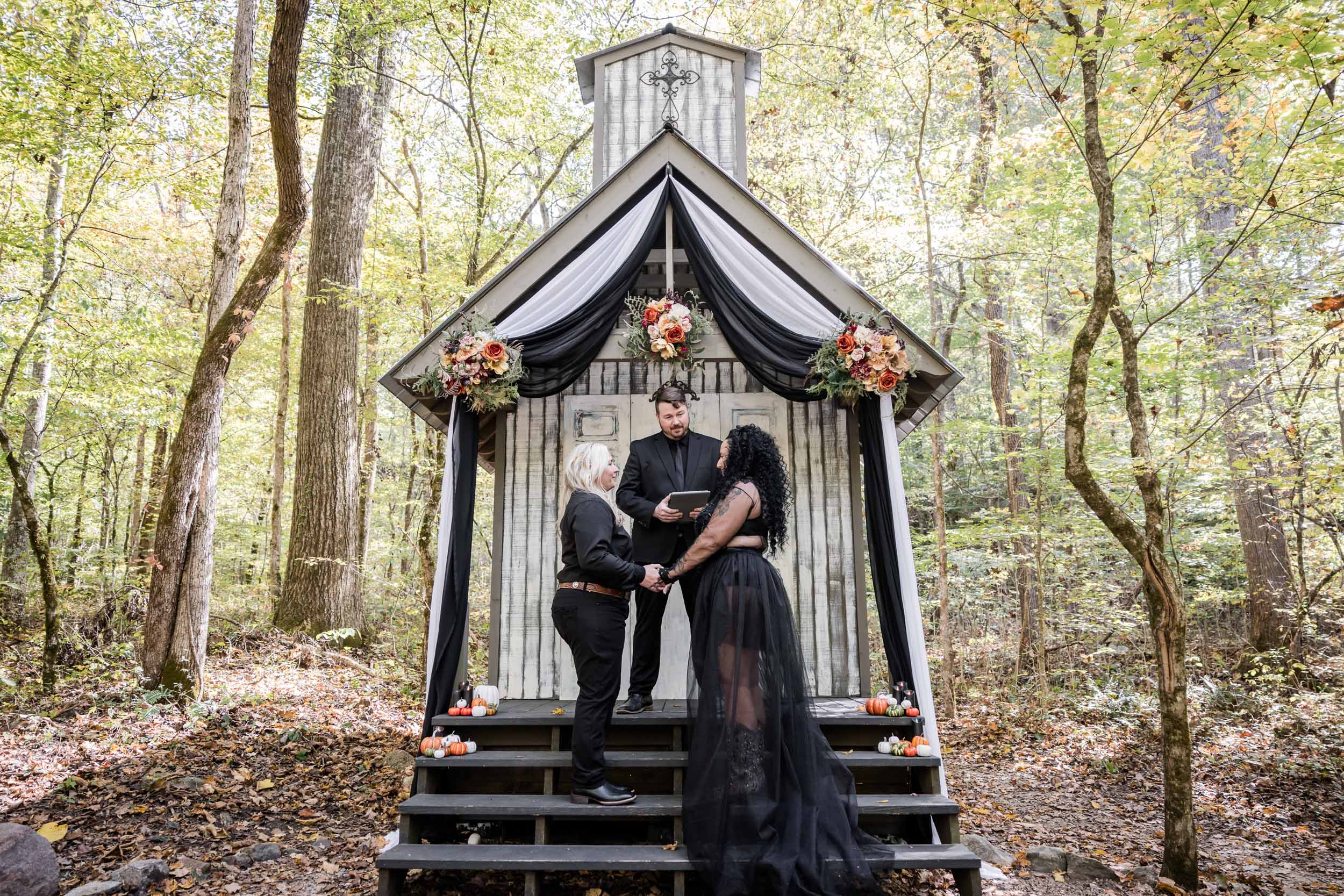 Micro Wedding Photographer 