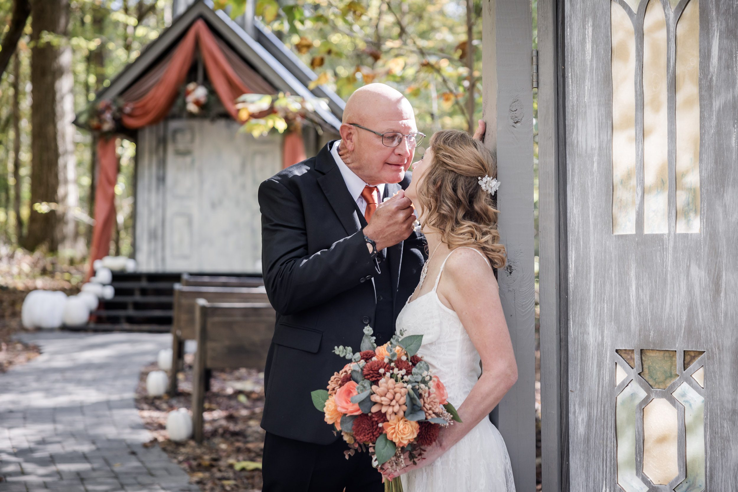 East Tennessee Wedding Photographer