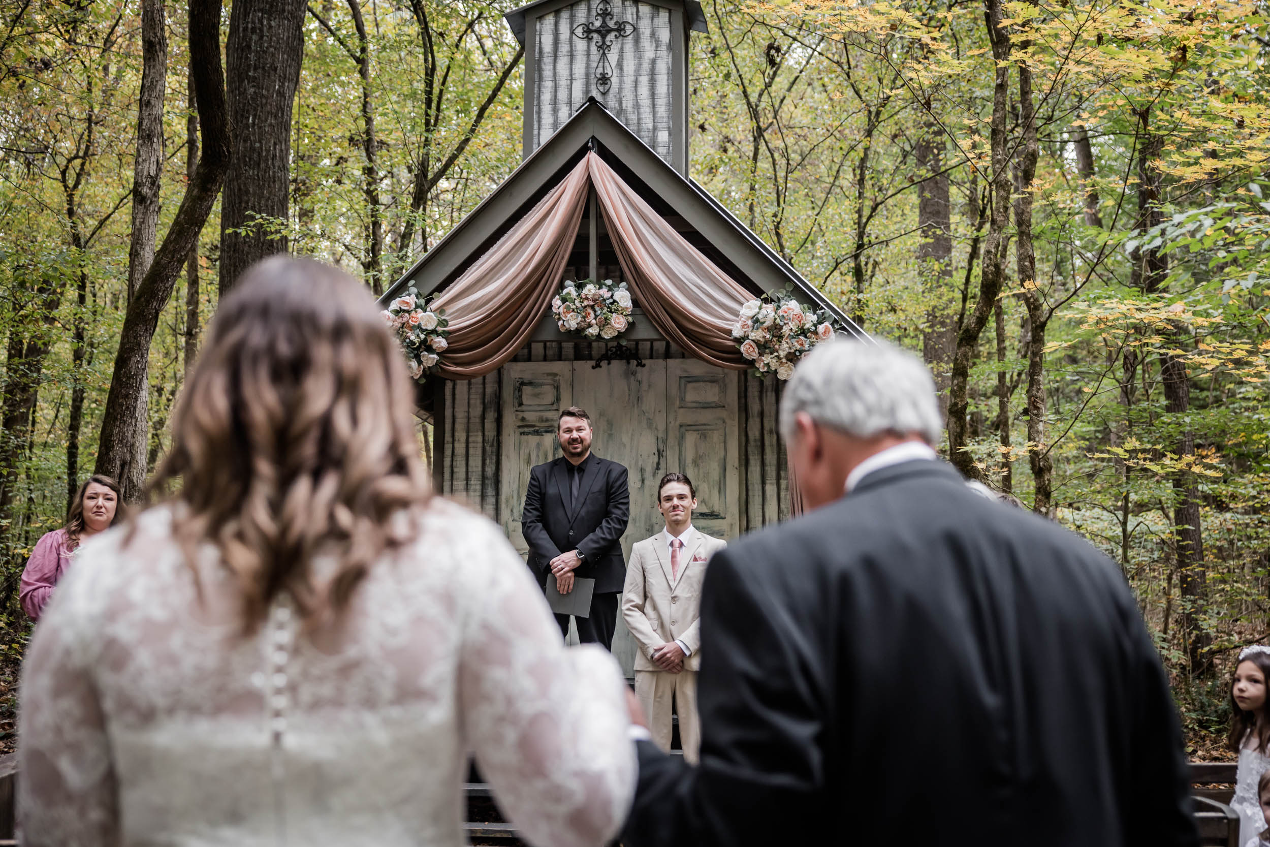 First Look Photo Ideas