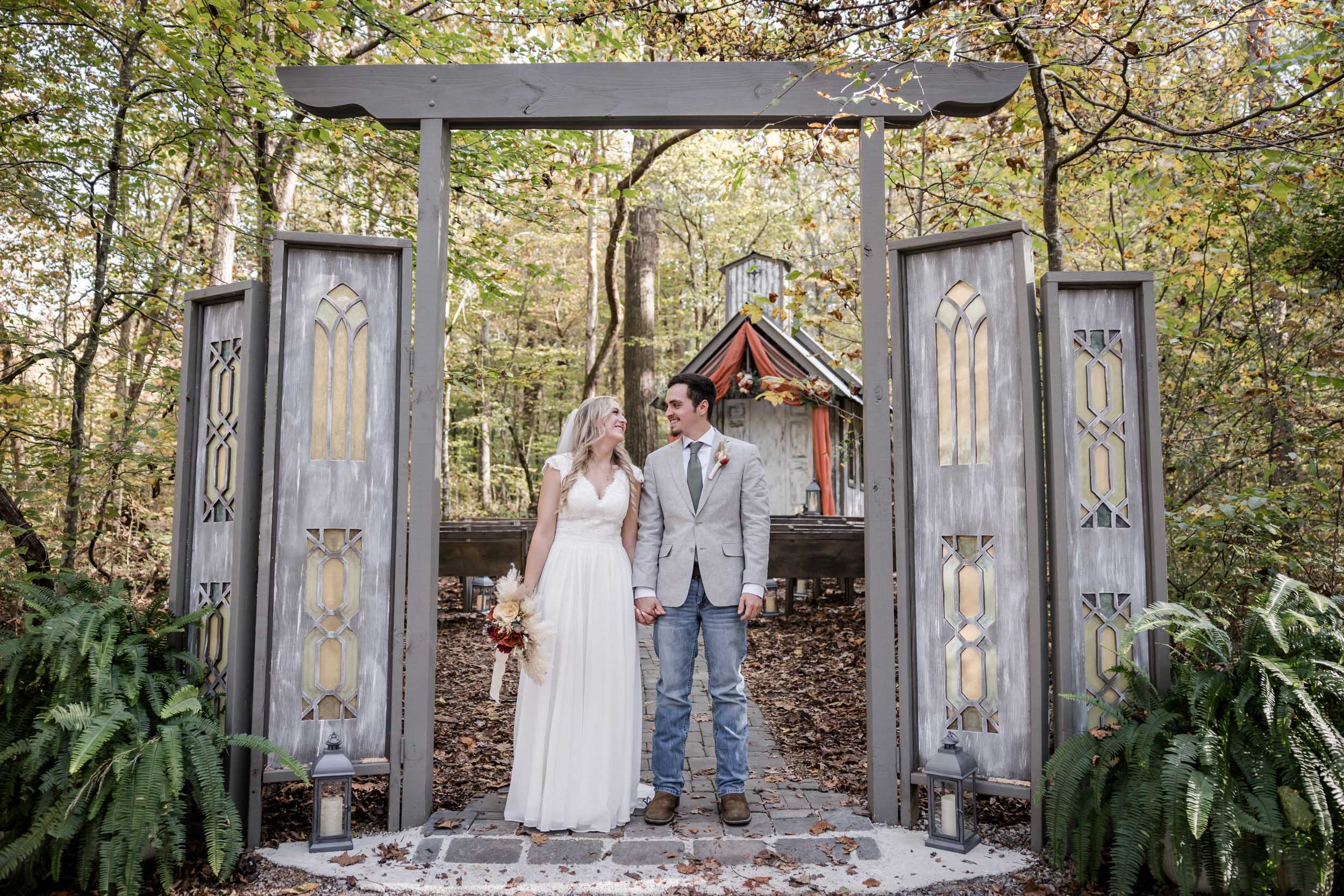 East Tennessee Wedding Photographer 