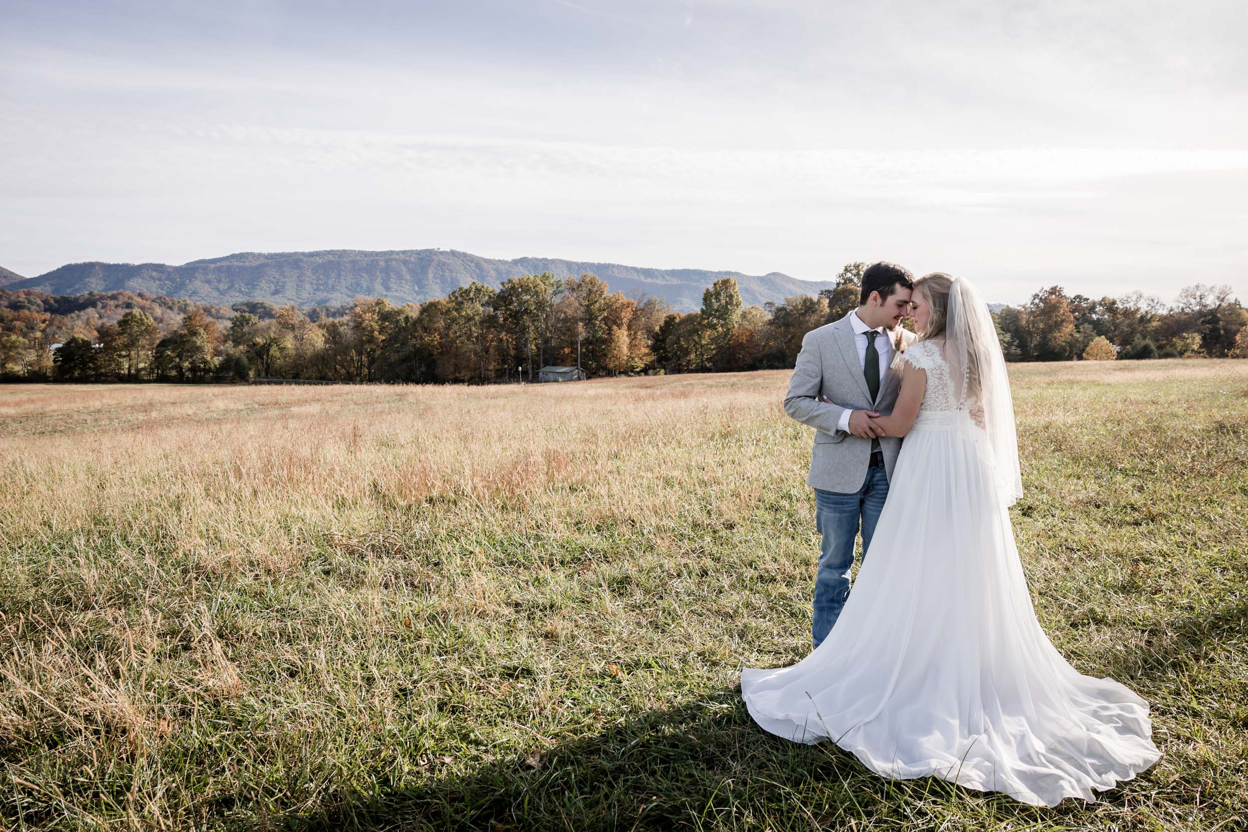 East Tennessee Bride and Groom 