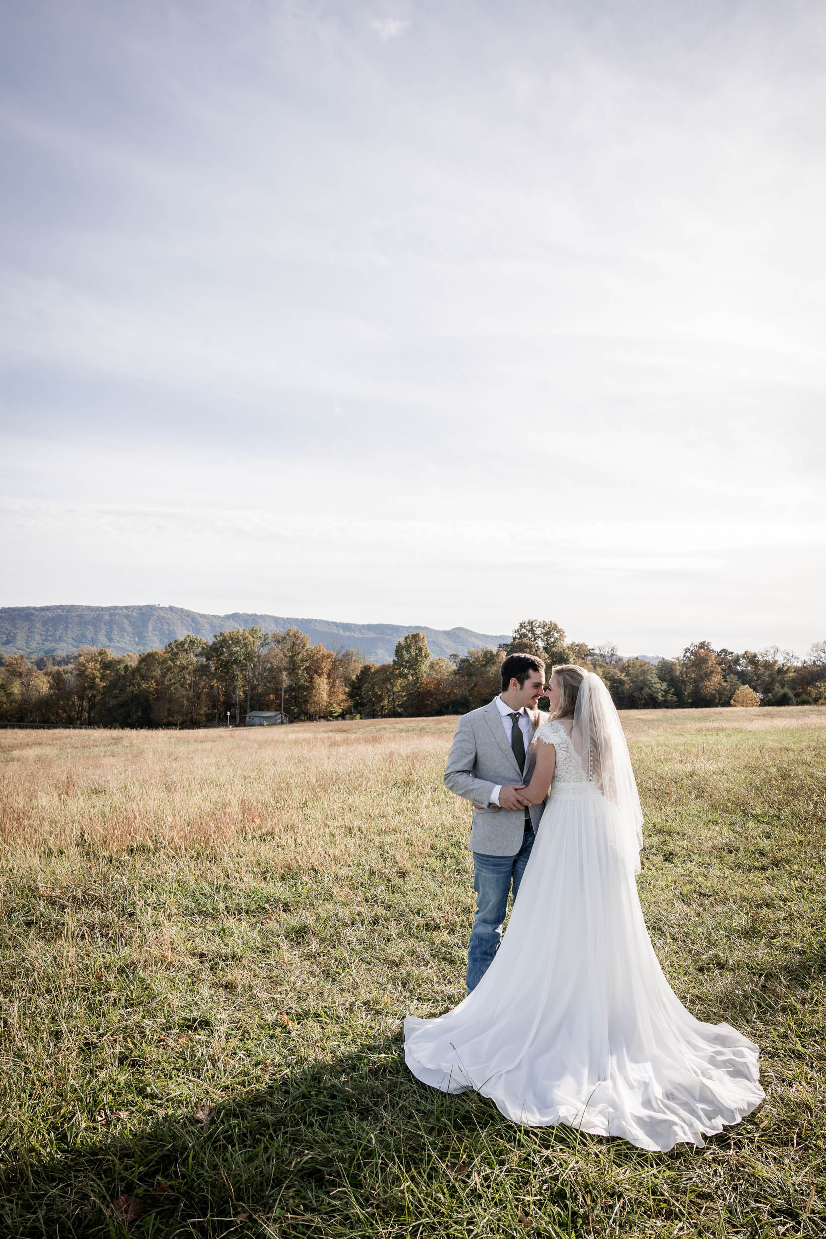 Sophisticated Smoky Mountain Wedding 