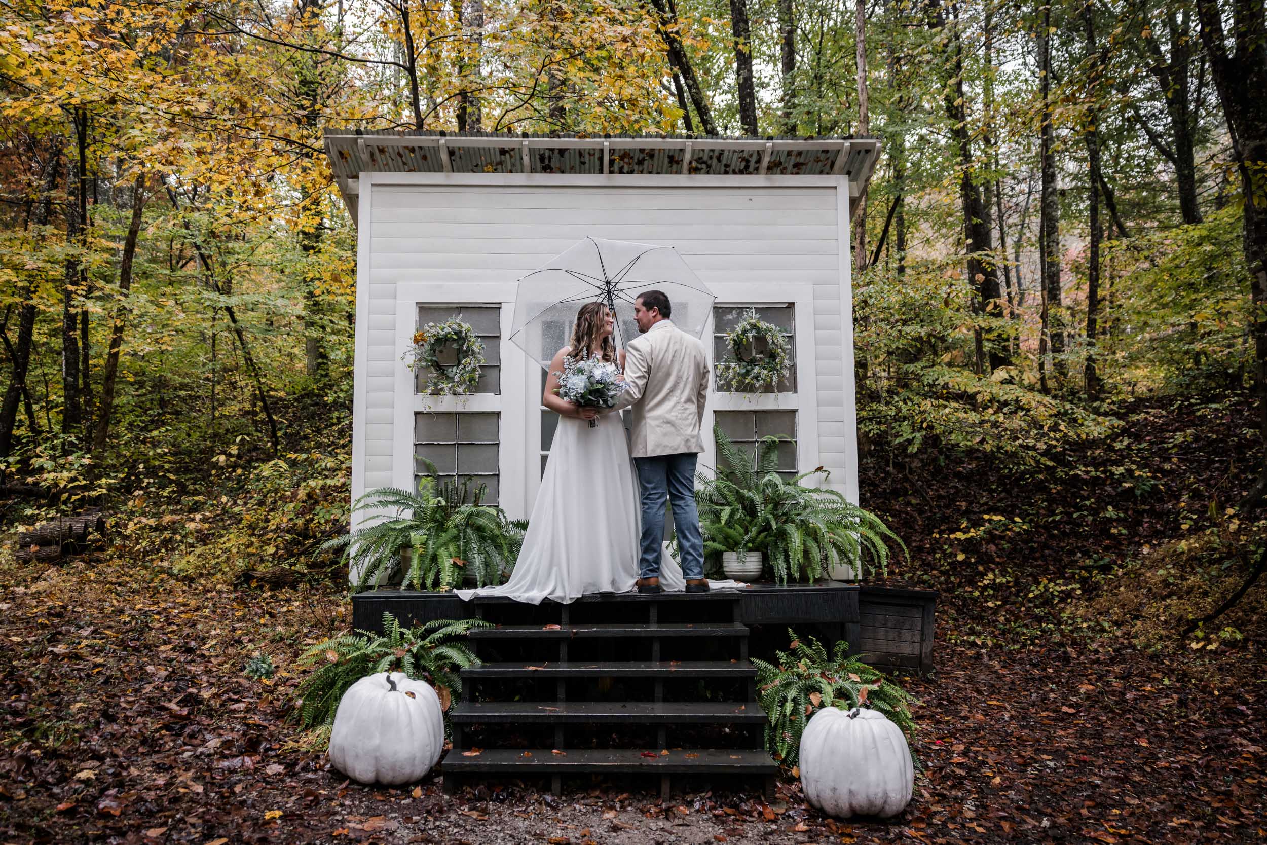 Rainy Day Wedding Photos 