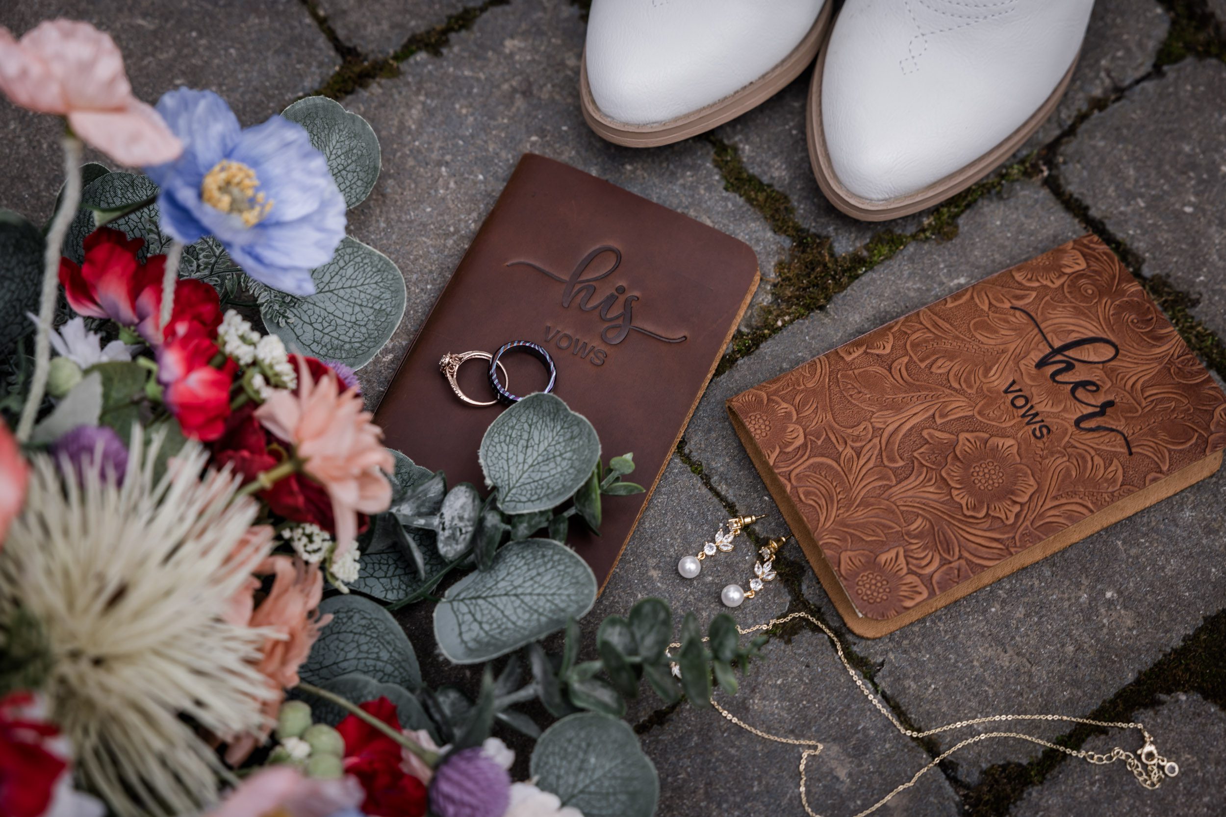 Vow Books, Wedding Rings 