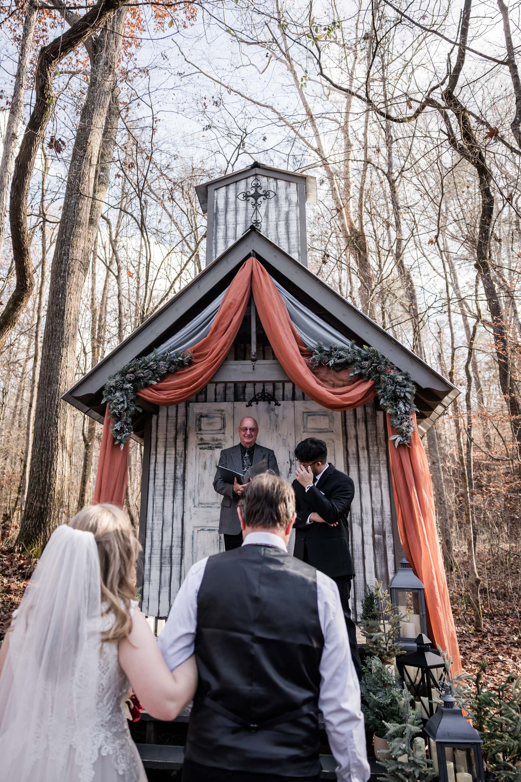 First Look Photo Ideas 