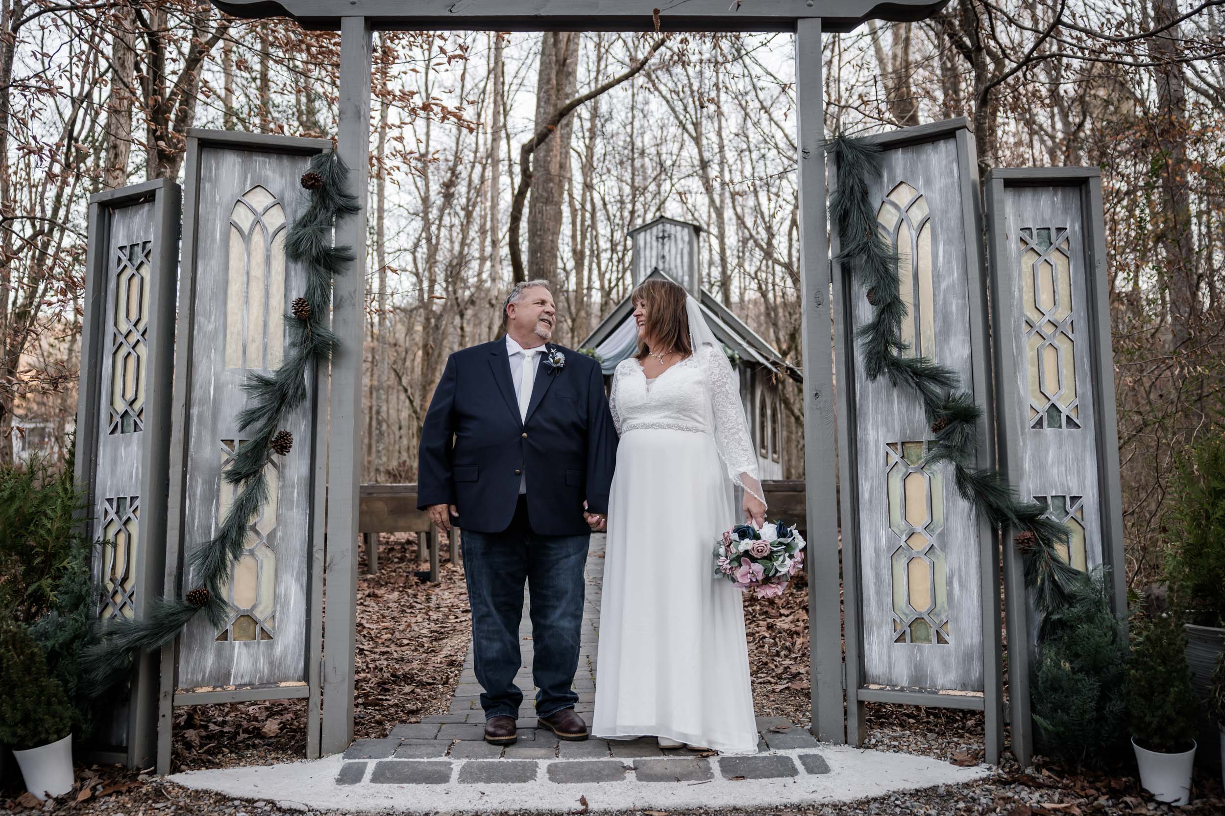 East Tennessee Wedding Photographer 