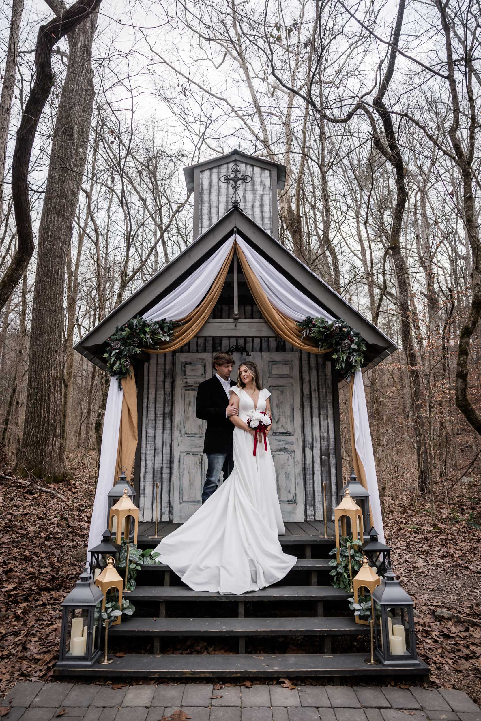 Smoky Mountain Winter Wedding 