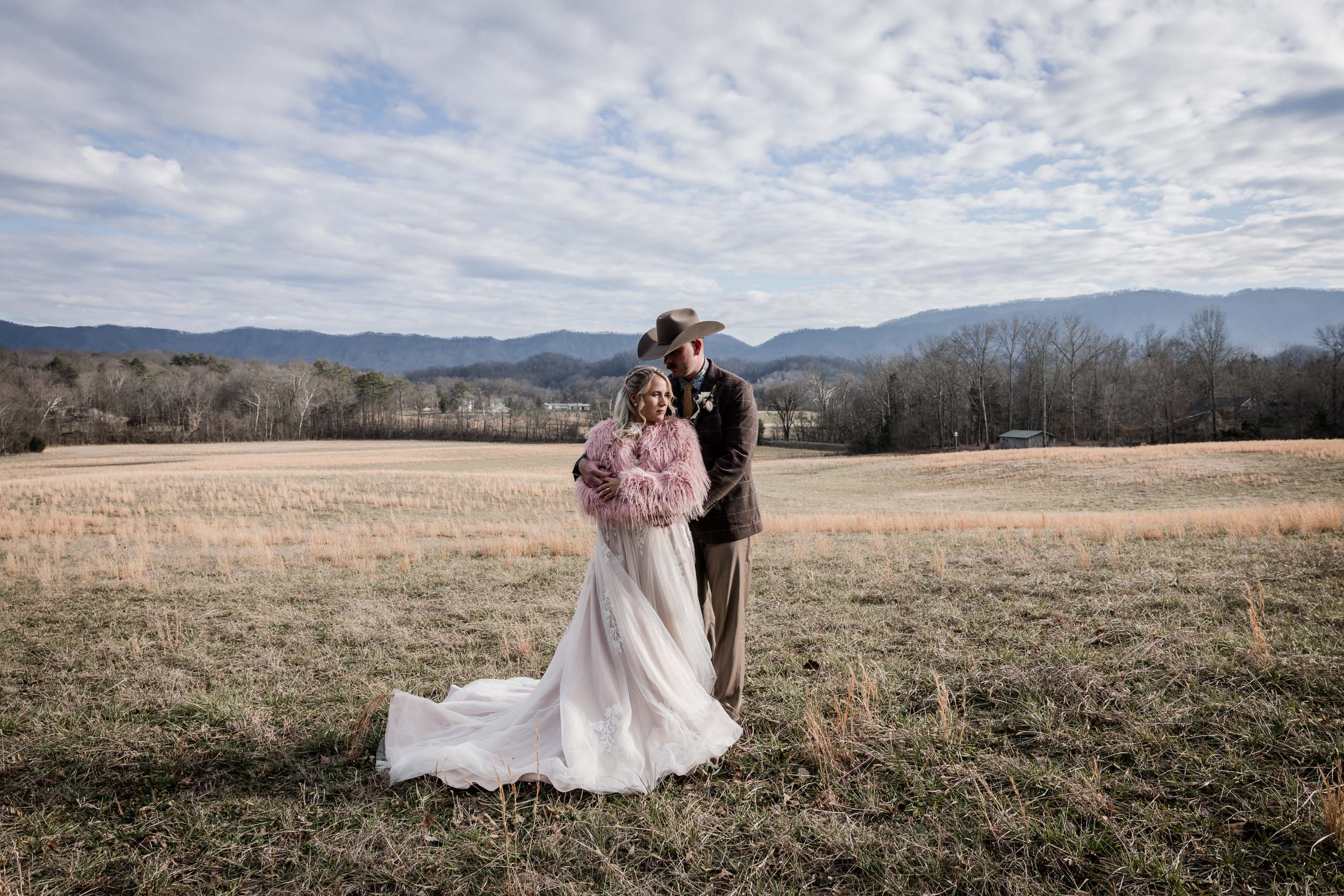 Relaxed Country Winter Wedding 