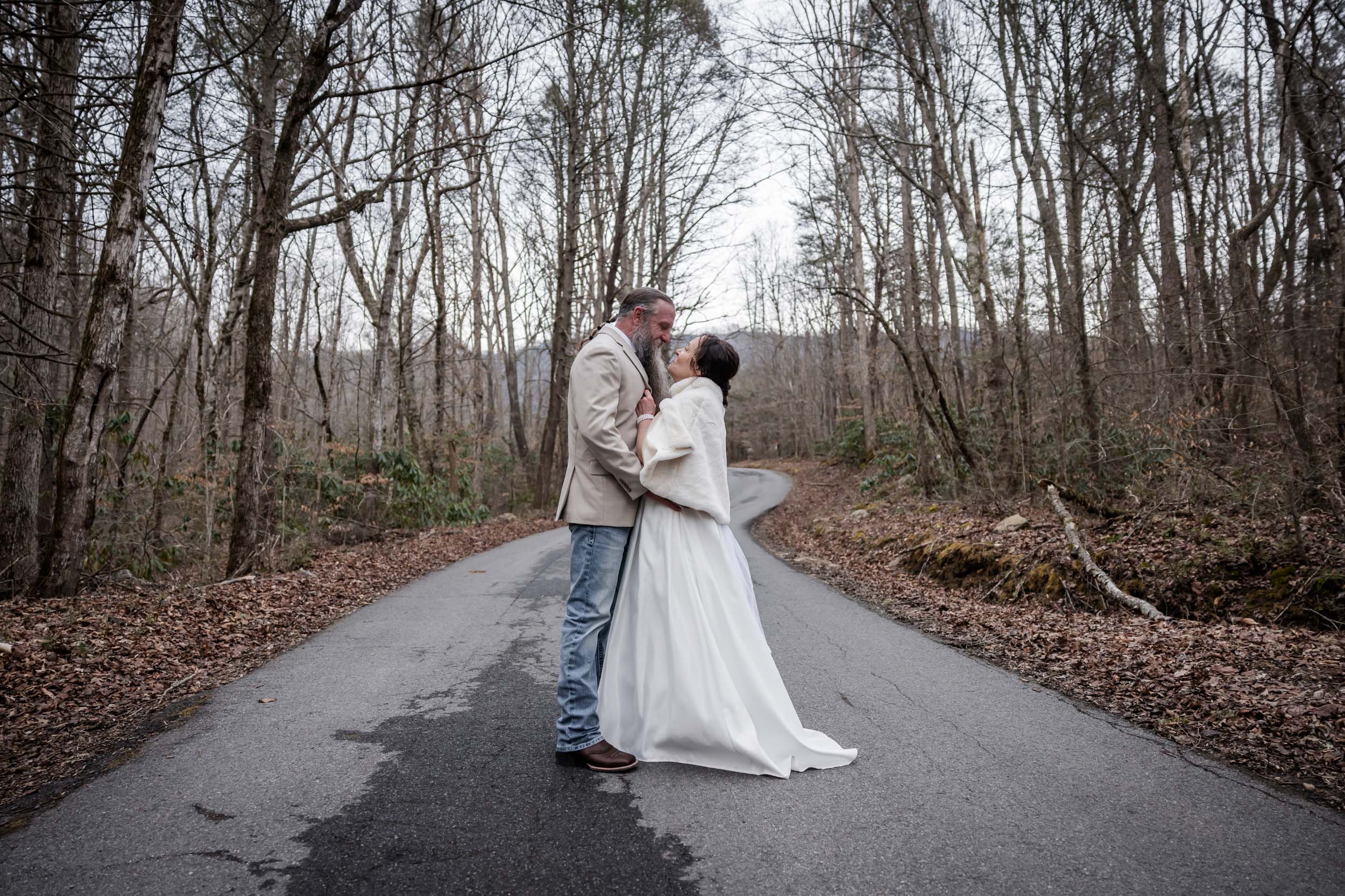 EASy Winter Elopement 