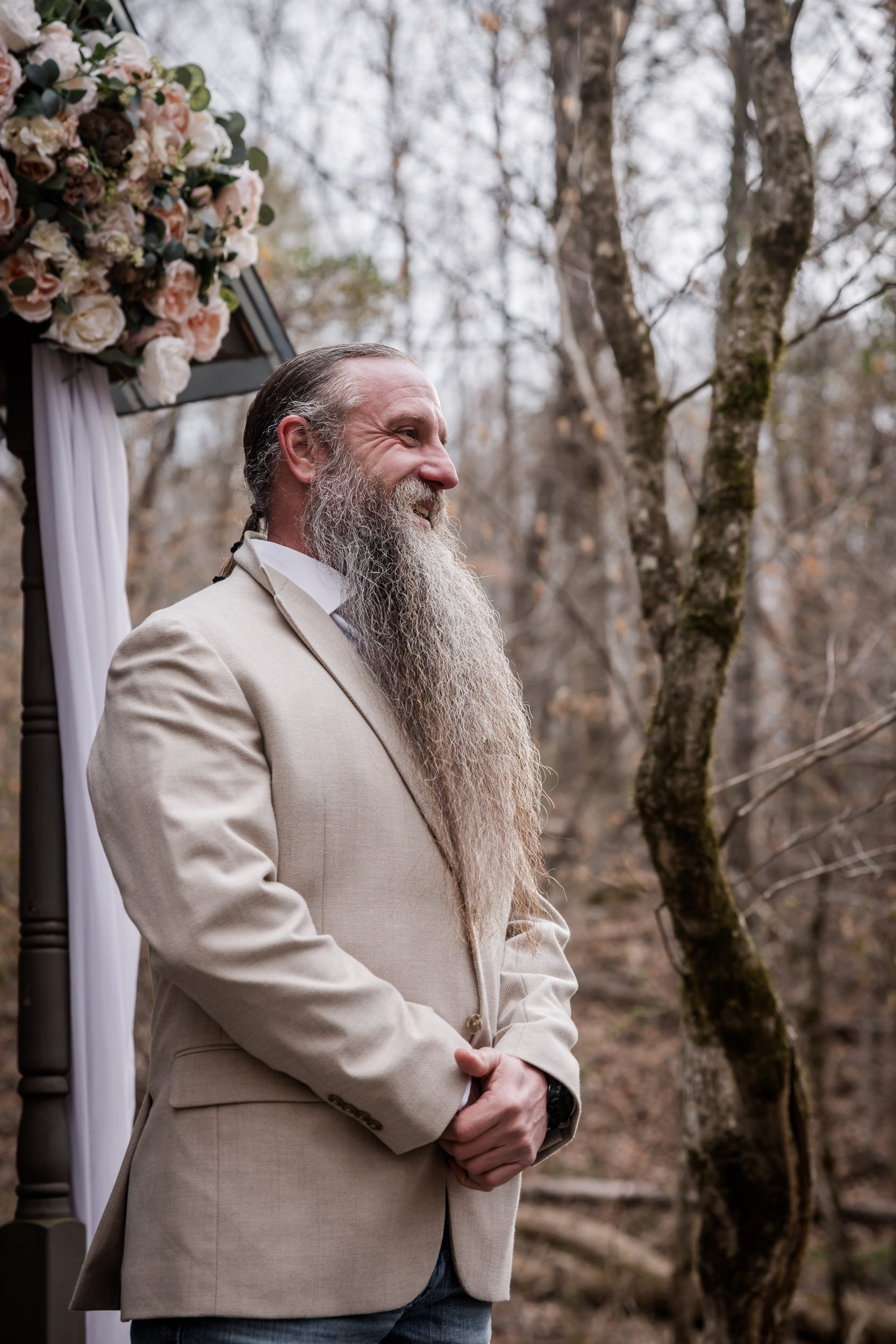 First Look Photo Ideas 