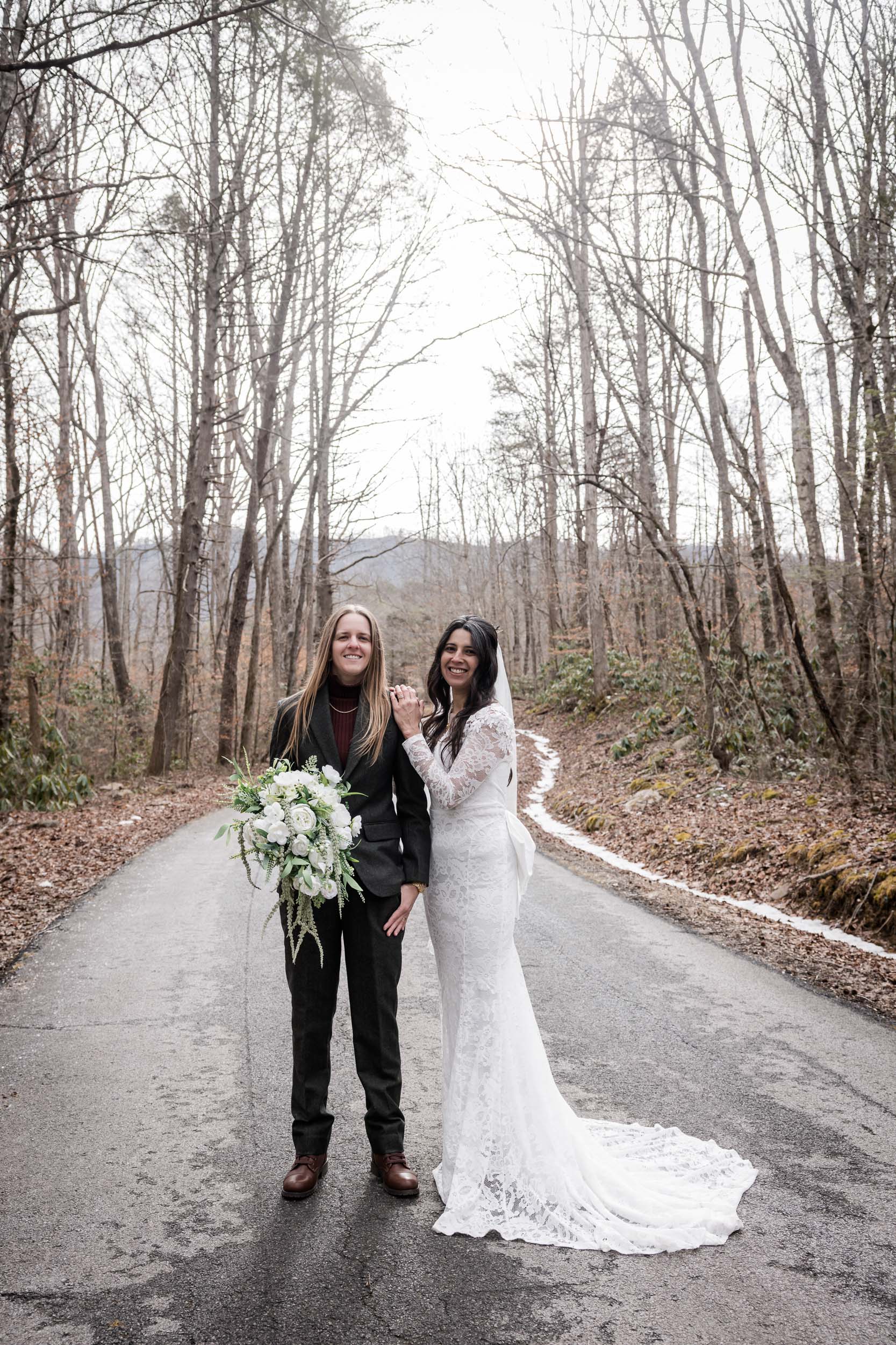 East Tennessee Brides 