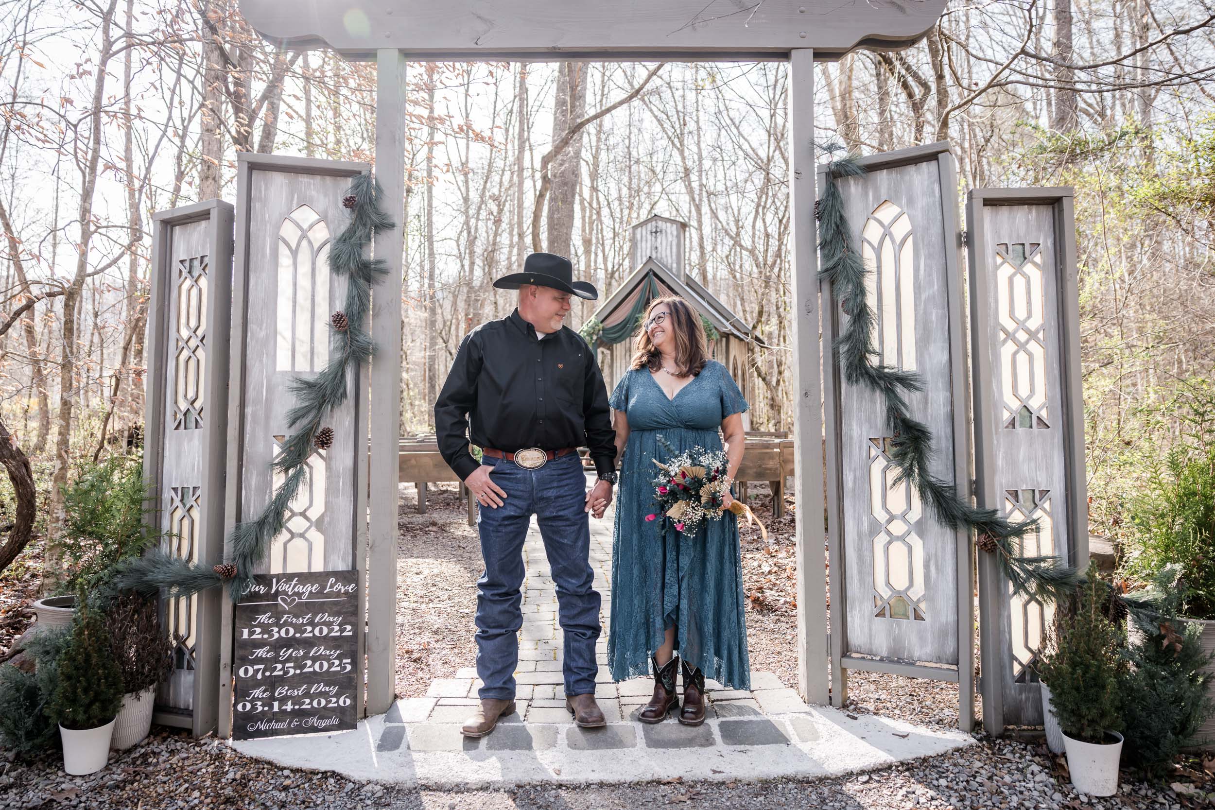 East Tennessee Elopement Photographer 