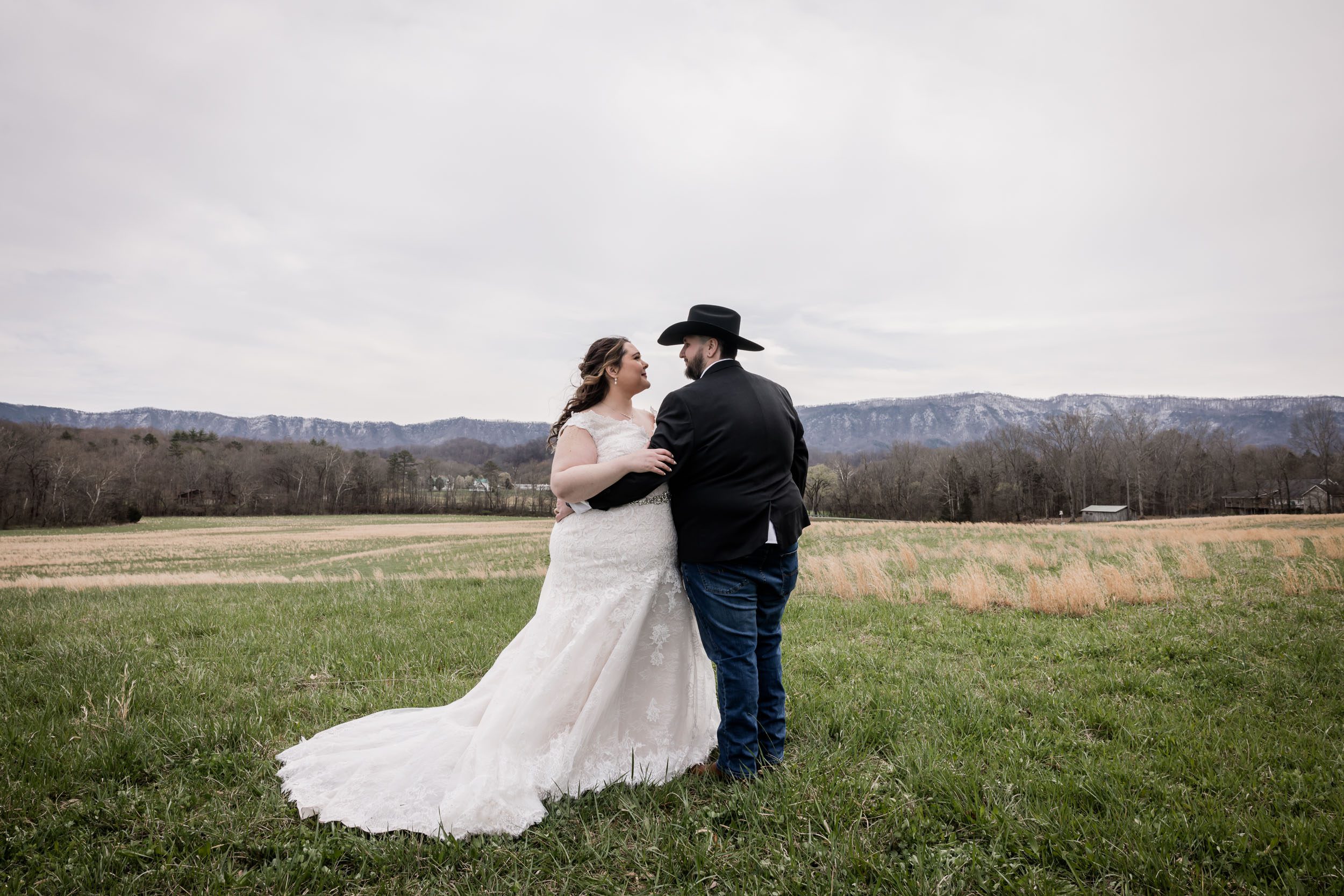 Smoky Mountain Bride and Groom 