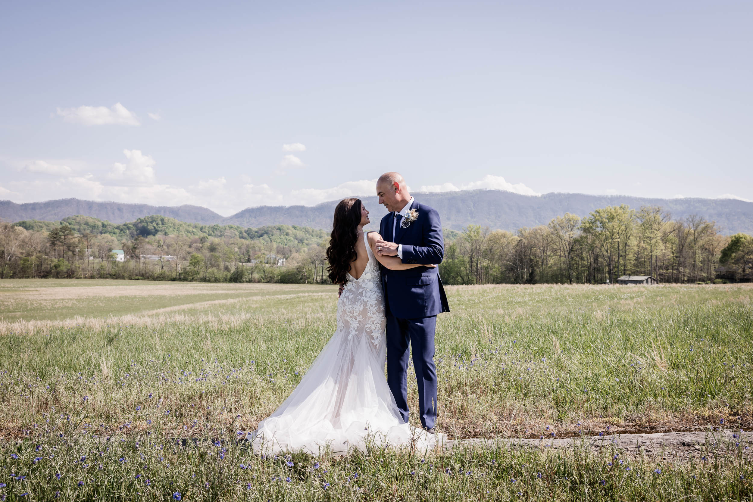 East Tennessee Wedding Photographer