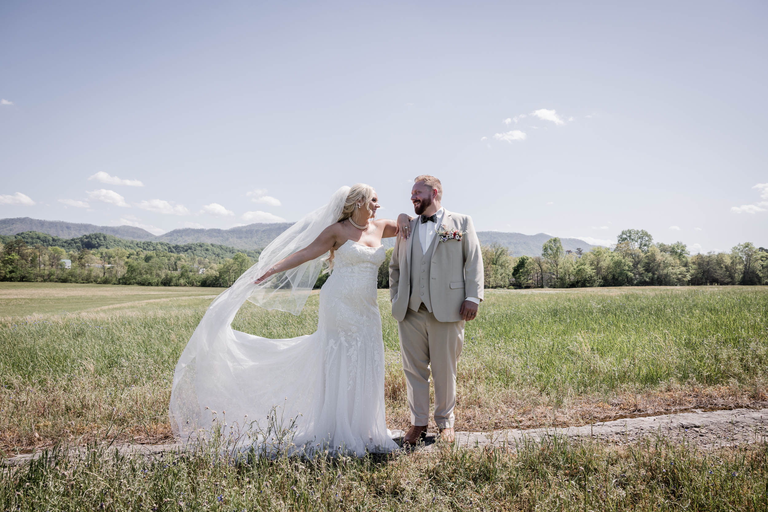 East Tennessee Micro Wedding 