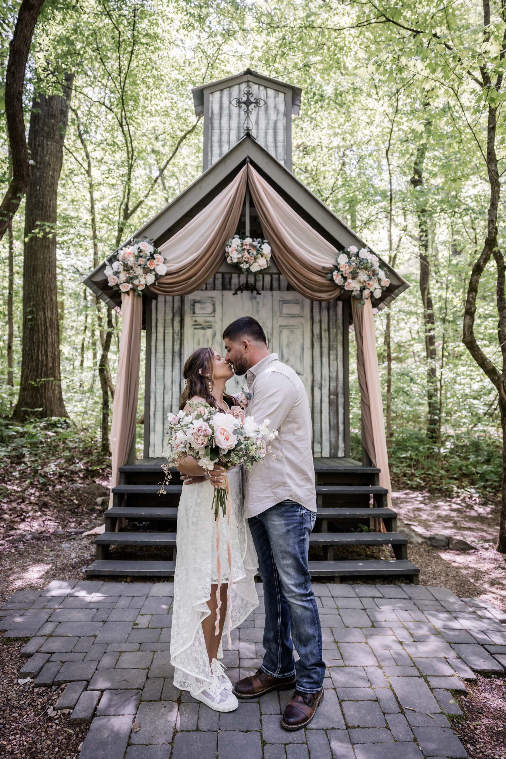 Smoky Mountain Bride and Groom 