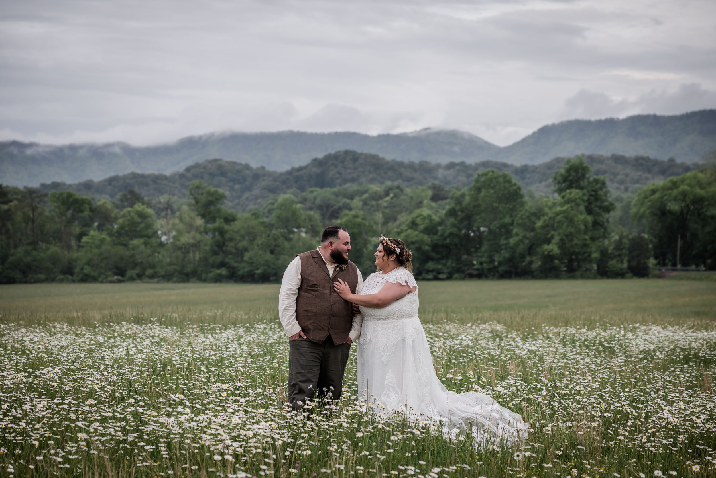 Wildflower Spring Micro Wedding 