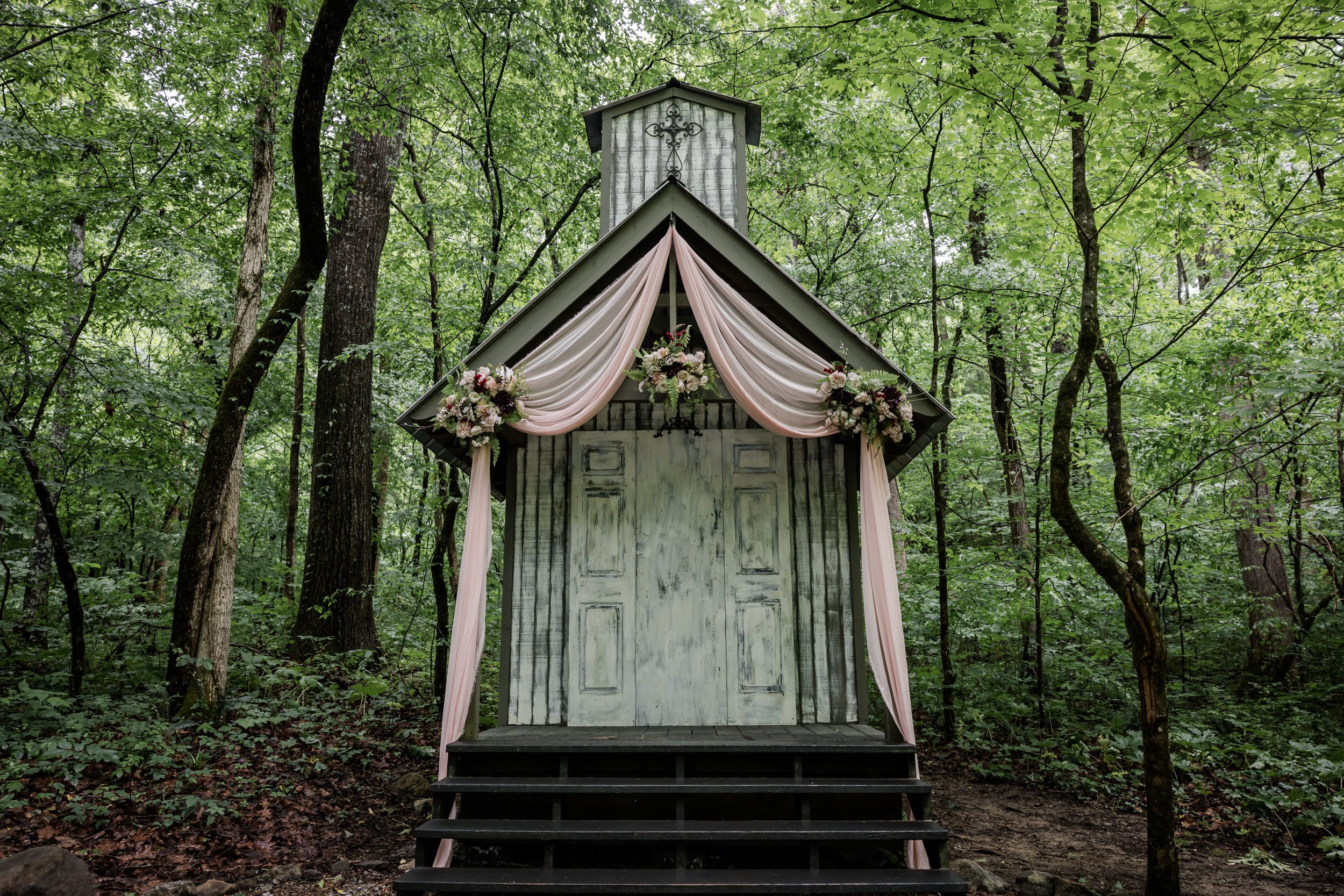 Smoky Mountain Wedding Chapel 