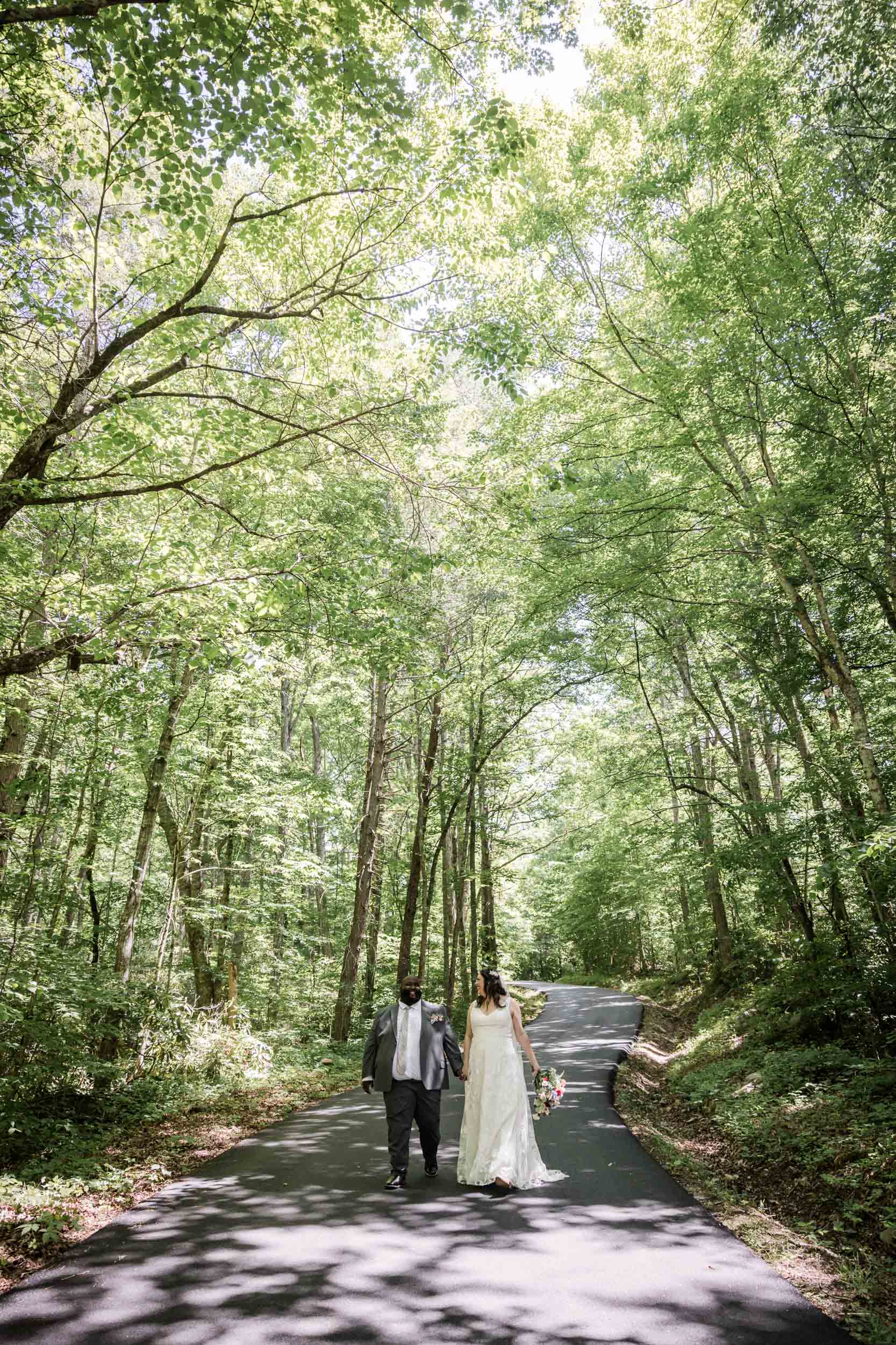 East Tennessee Wedding Photographer