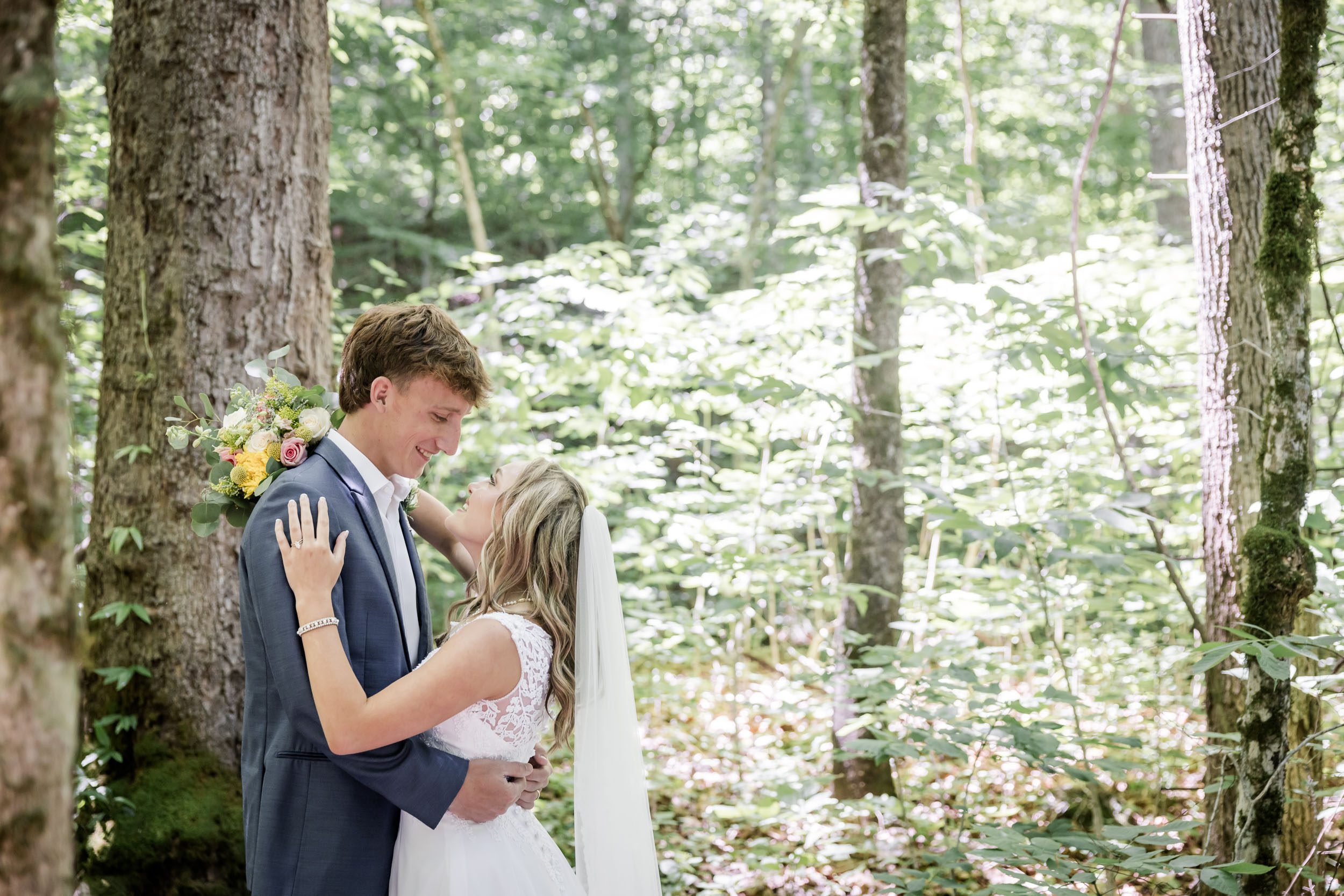 East Tennessee Bride and Groom