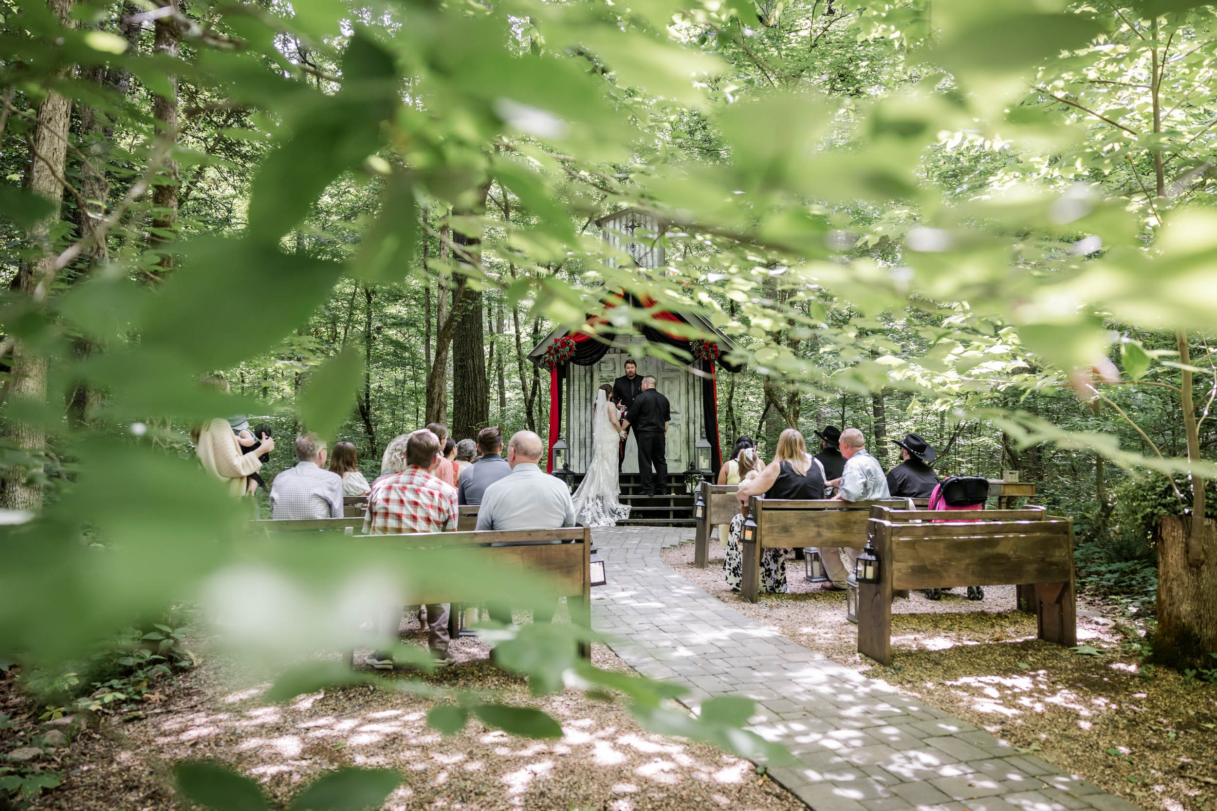 Easy Country Micro Wedding 