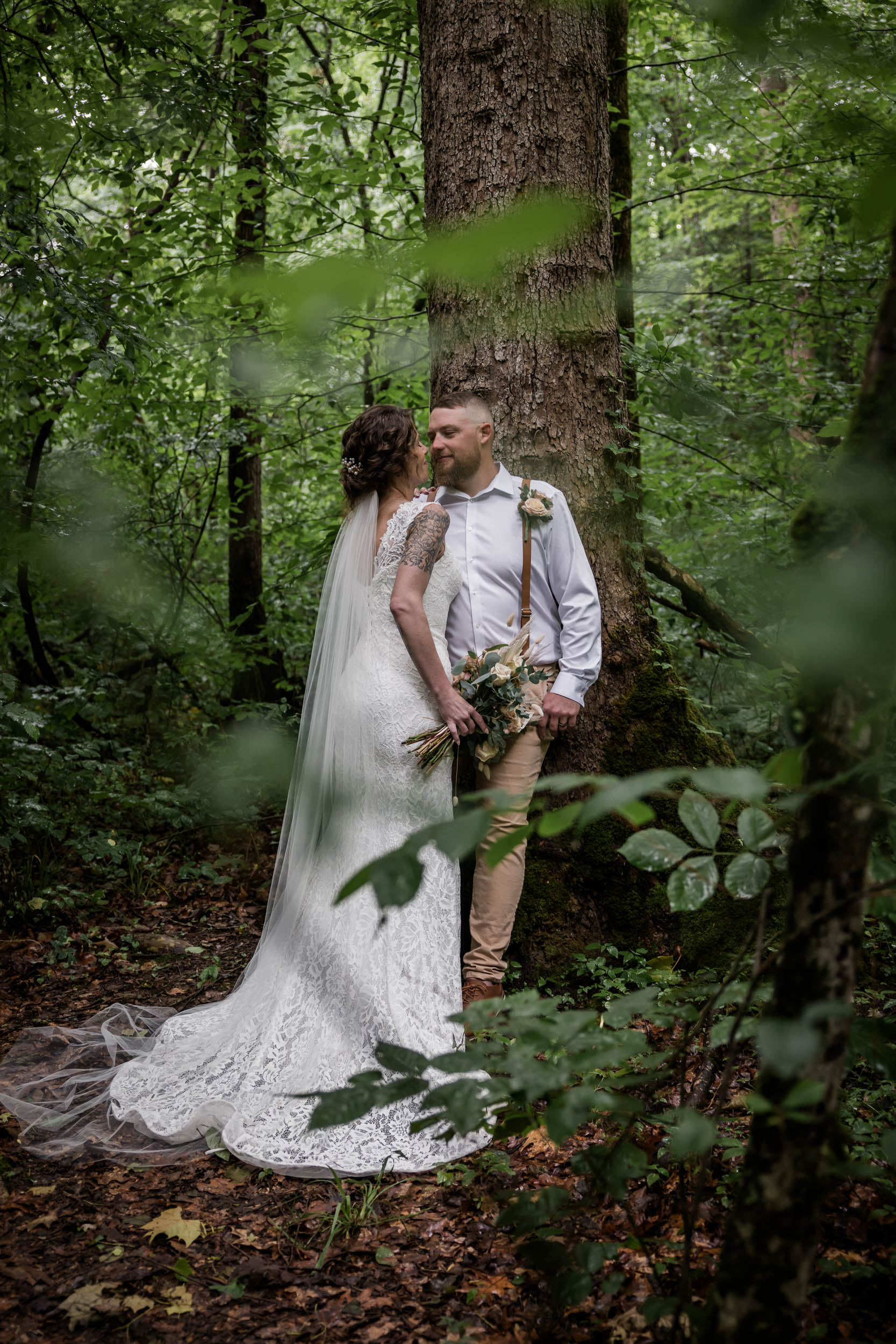 East Tennessee Bride and Groom 
