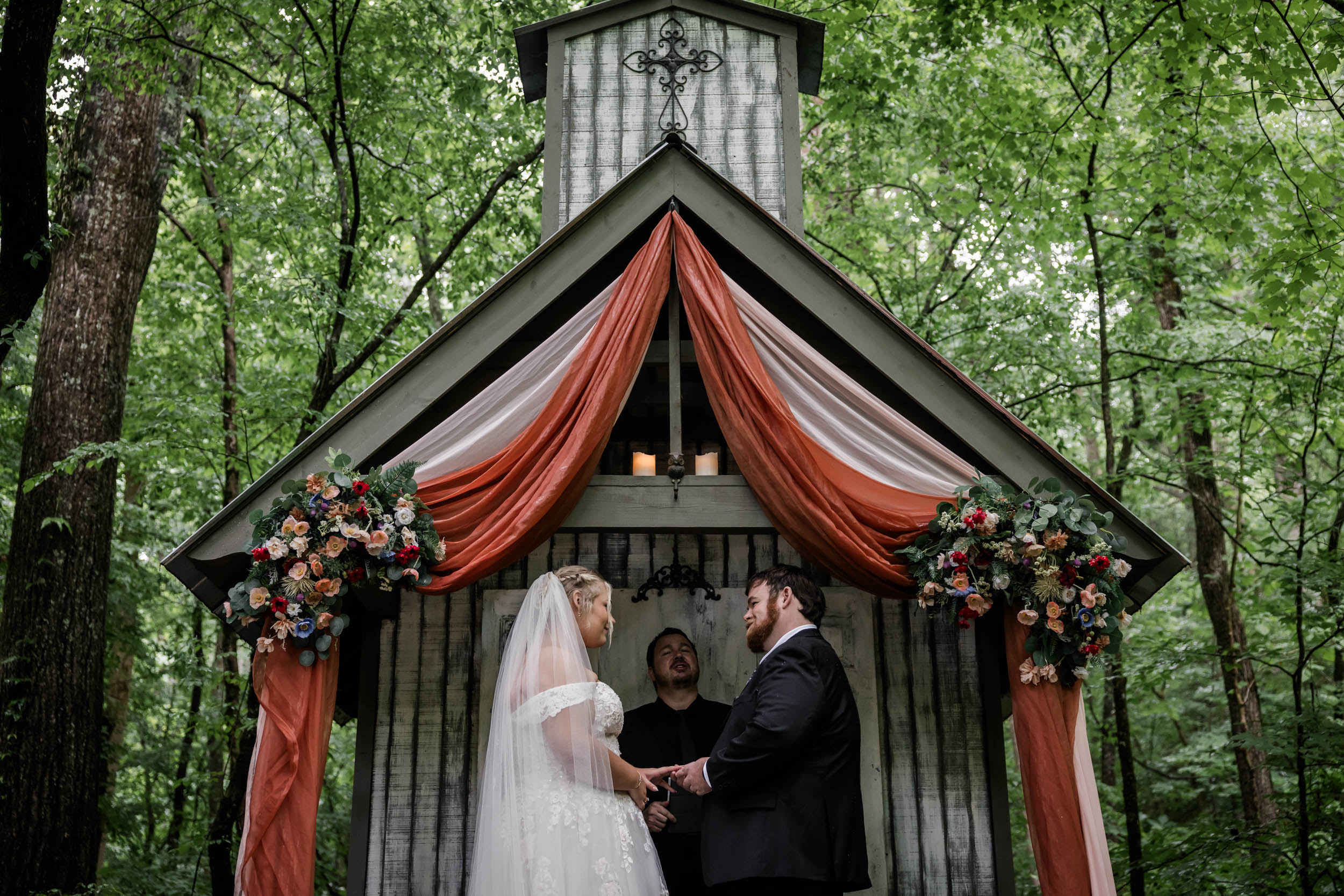 Rainy Smoky Mountain Elopement 