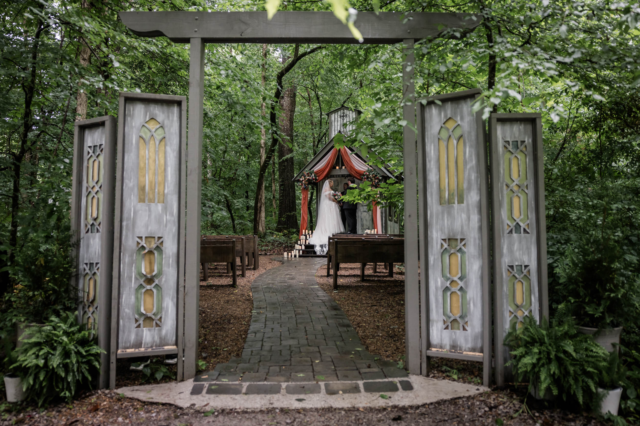 Rainy Smoky Mountain Elopement 