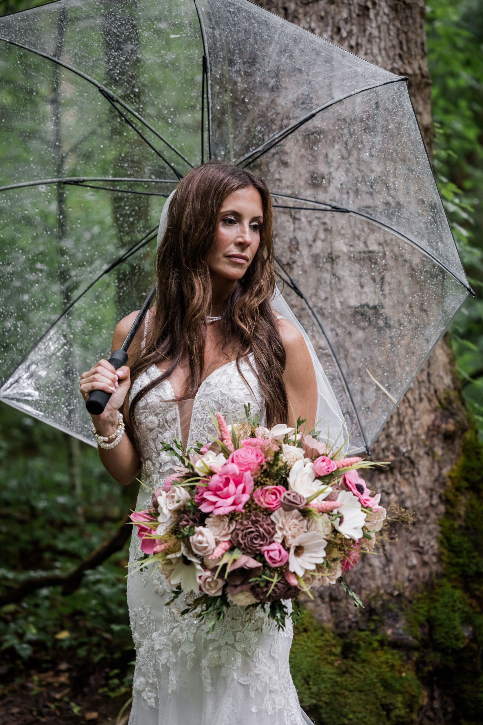 Rainy Bridal Photo Ideas