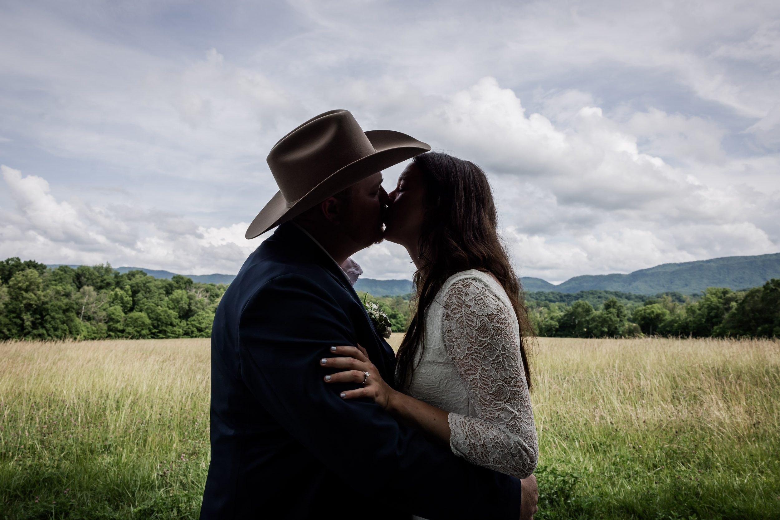 Kiss Photo Ideas 