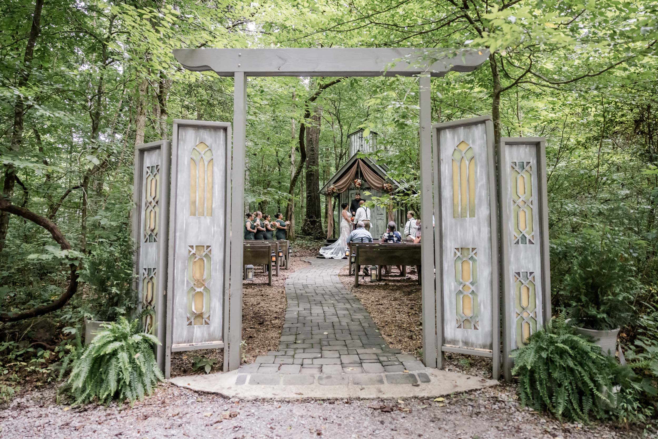 Rainy Forest Micro Wedding