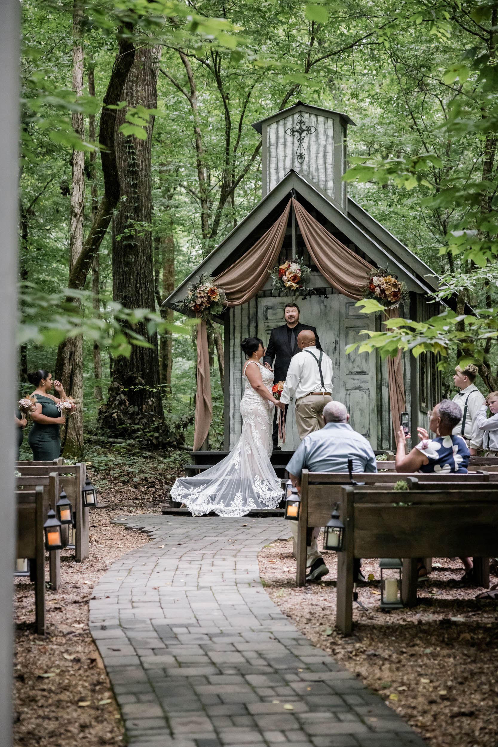 Rainy Forest Micro Wedding