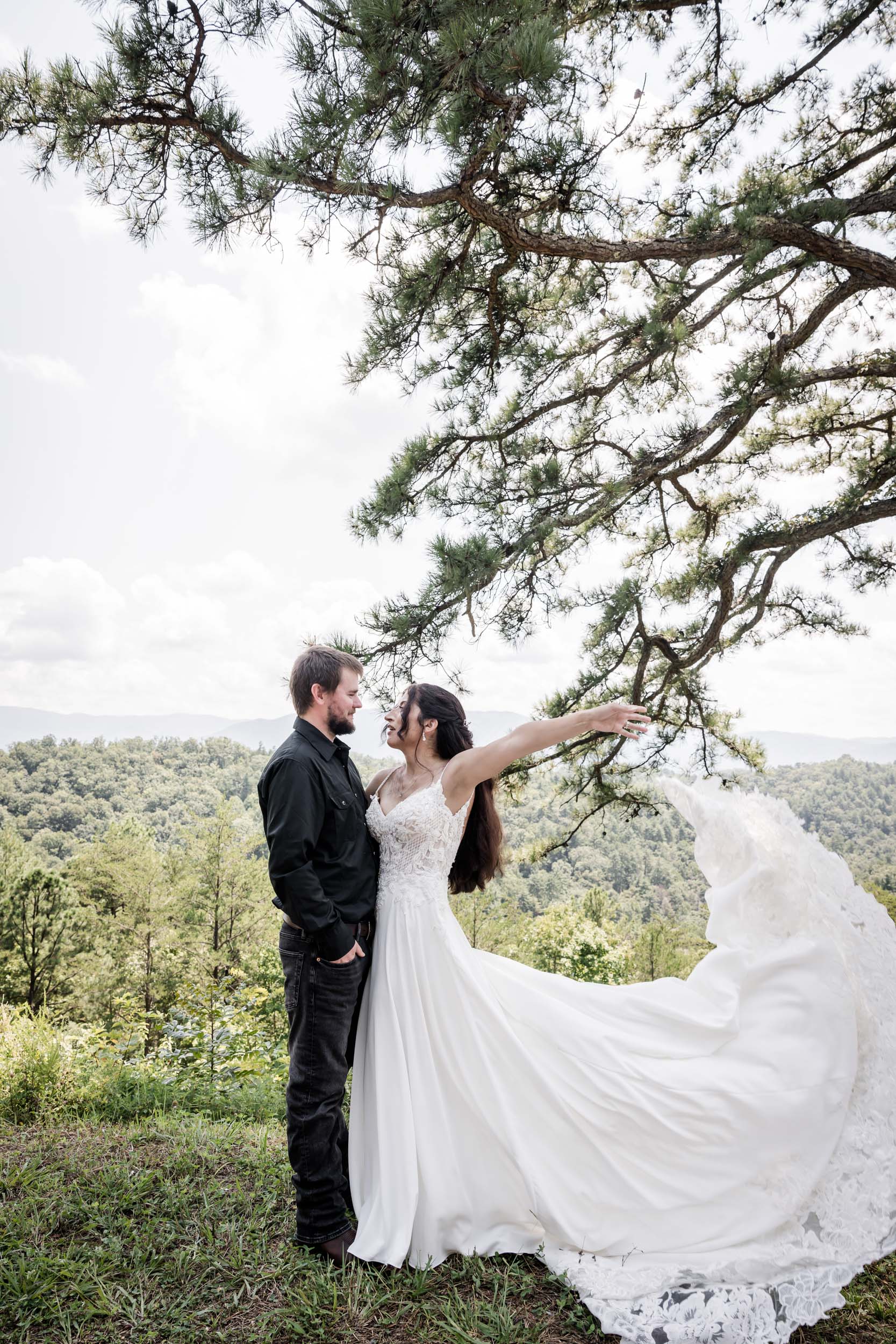 East Tennessee Bride and Groom