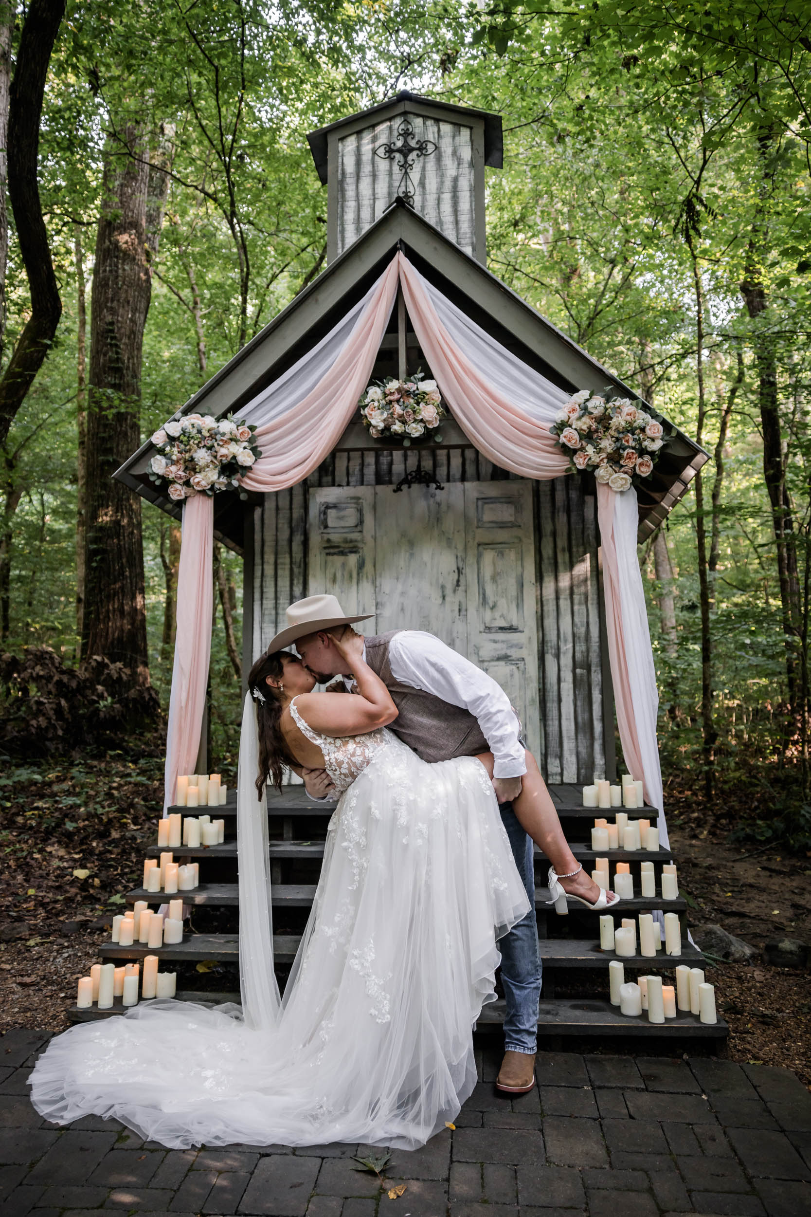 East Tennessee Wedding Chapel 