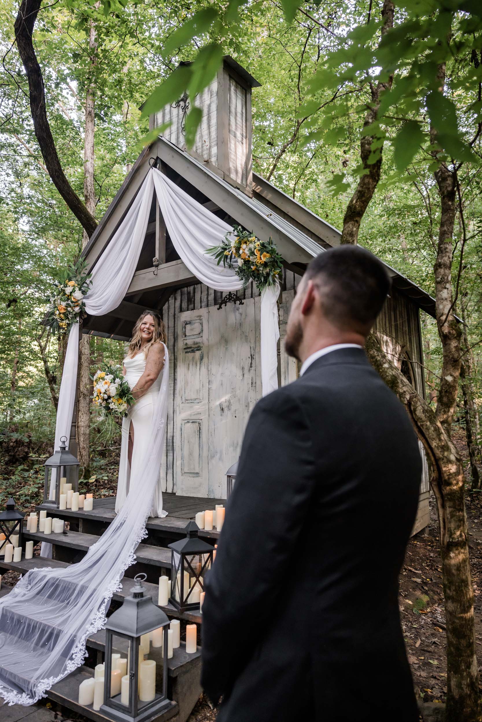 Little Wedding in the Woods 