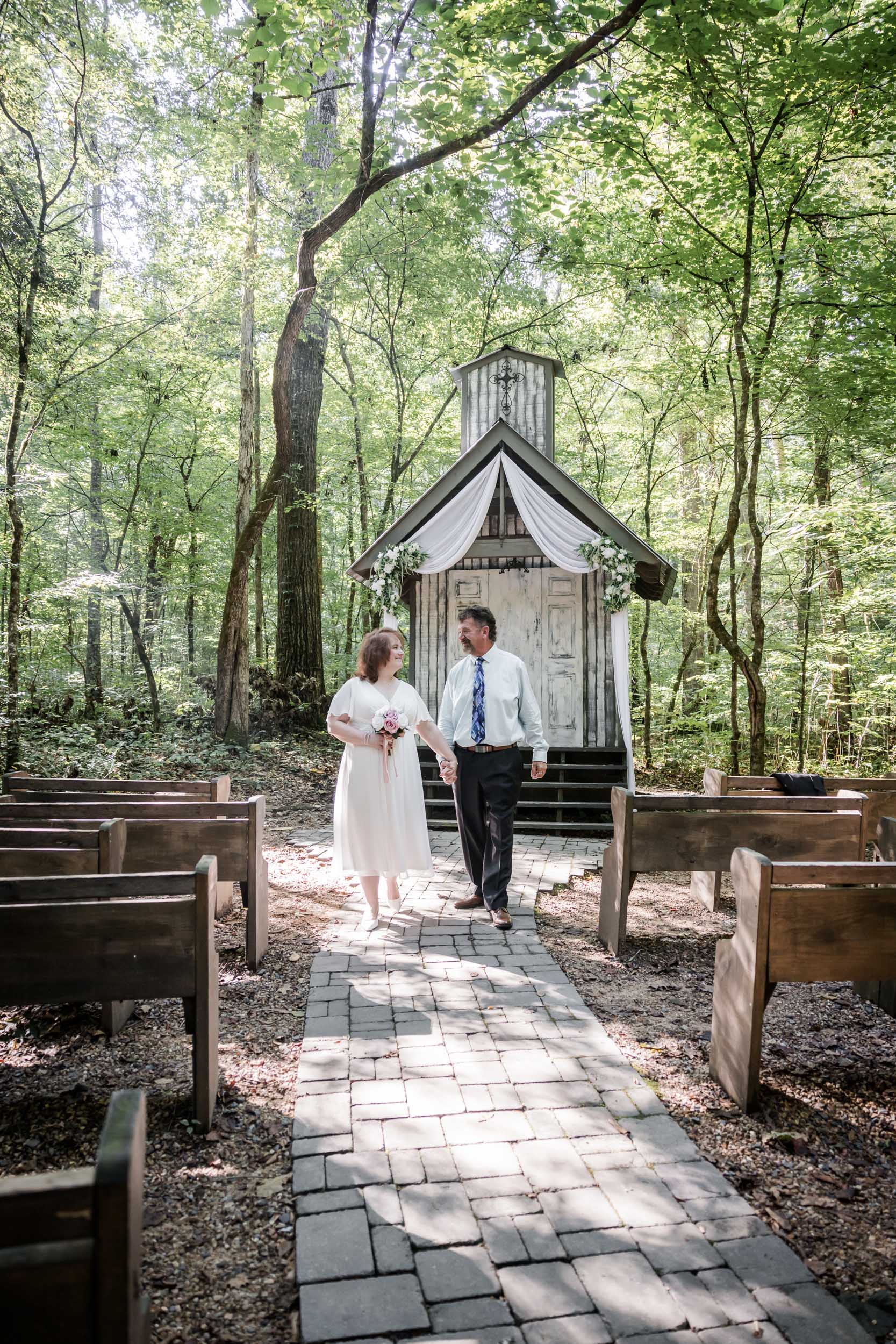 East Tennessee Bride and Groom
