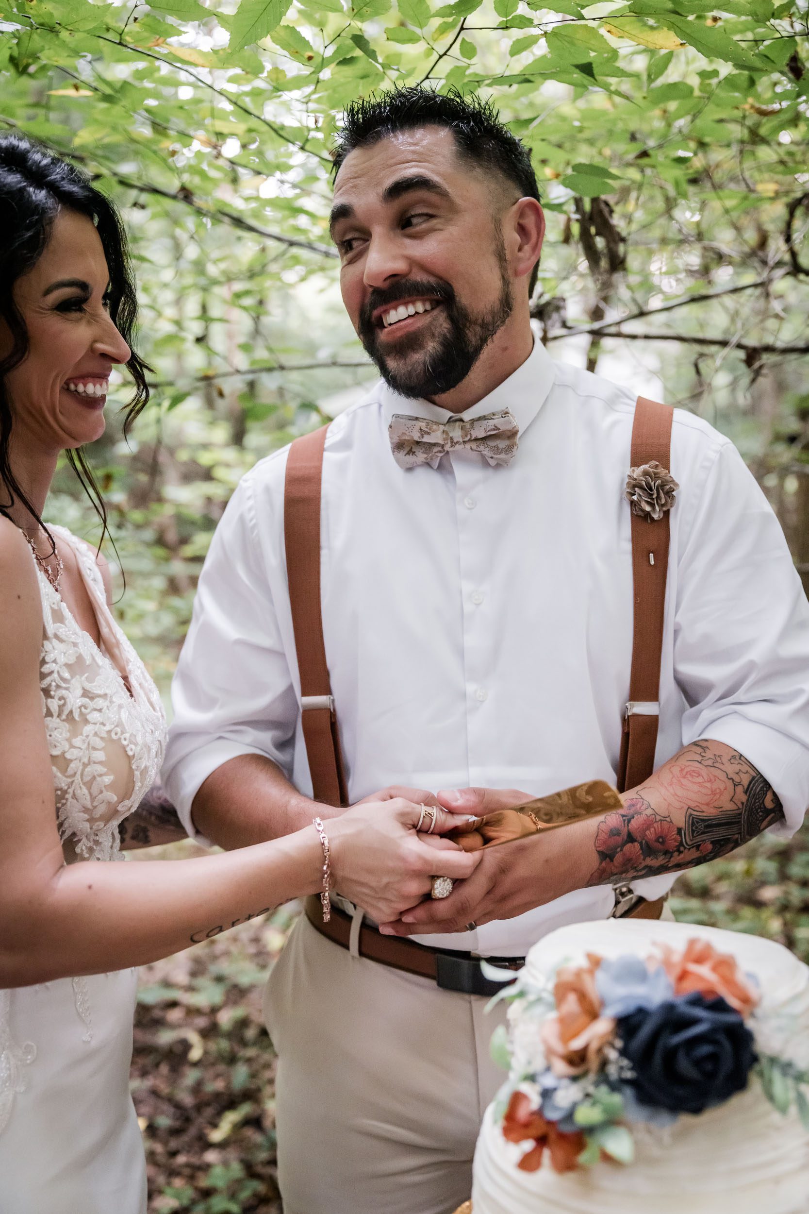 Cake Cutting Photo Ideas