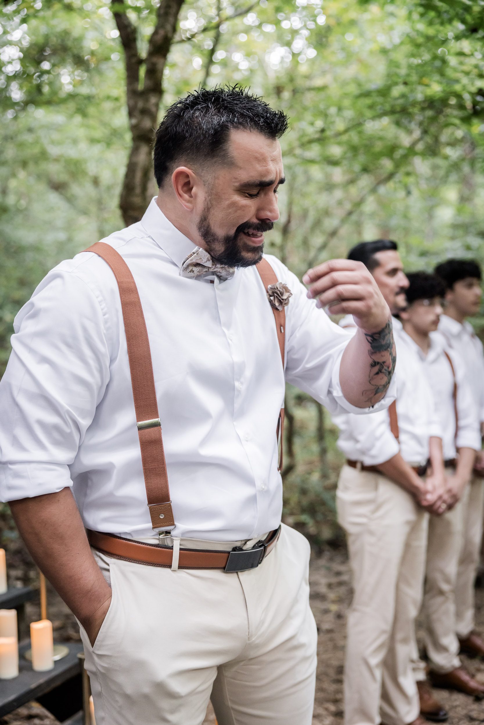 First Look Groom Photo Ideas